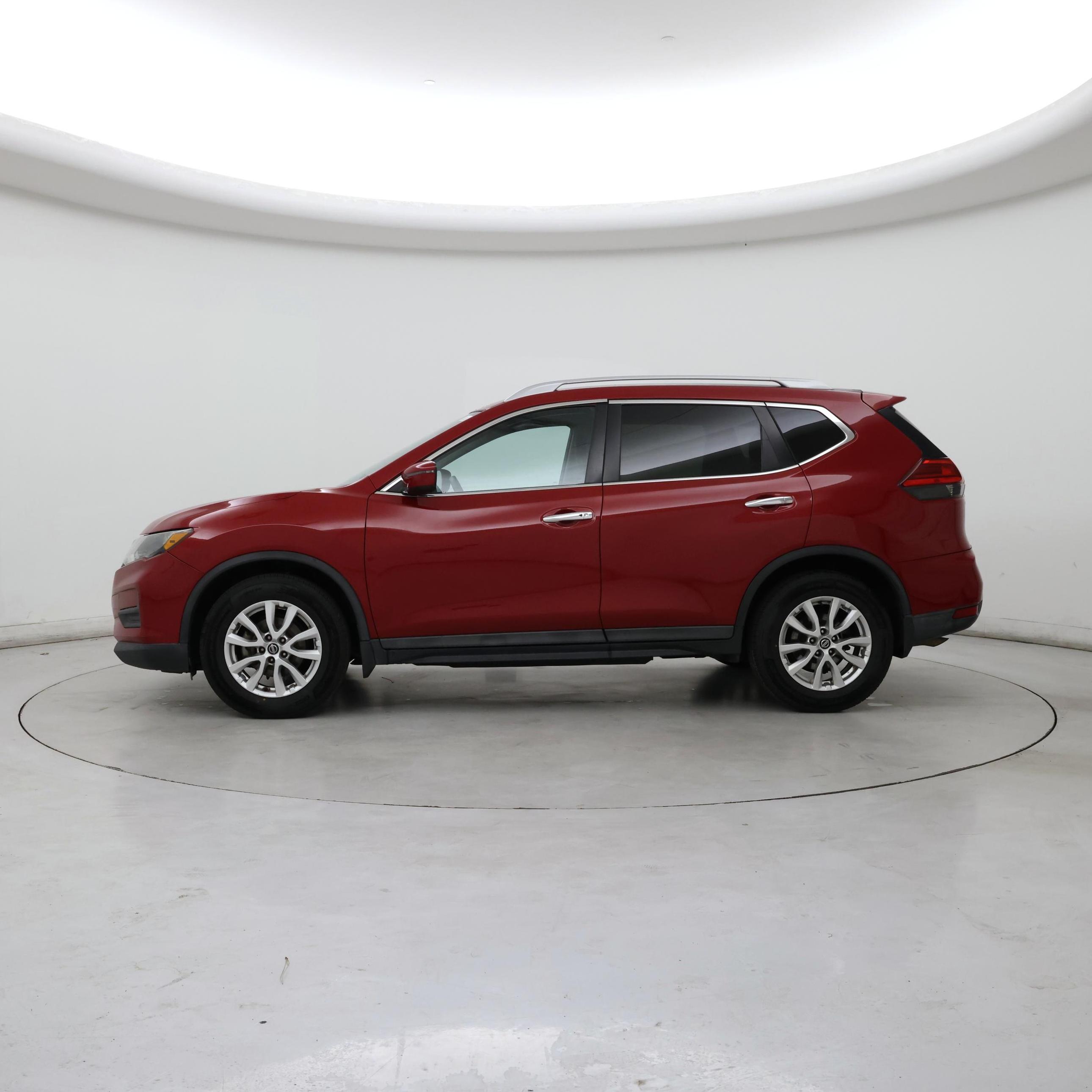 Thumbnail: 2017 Nissan Rogue - 3