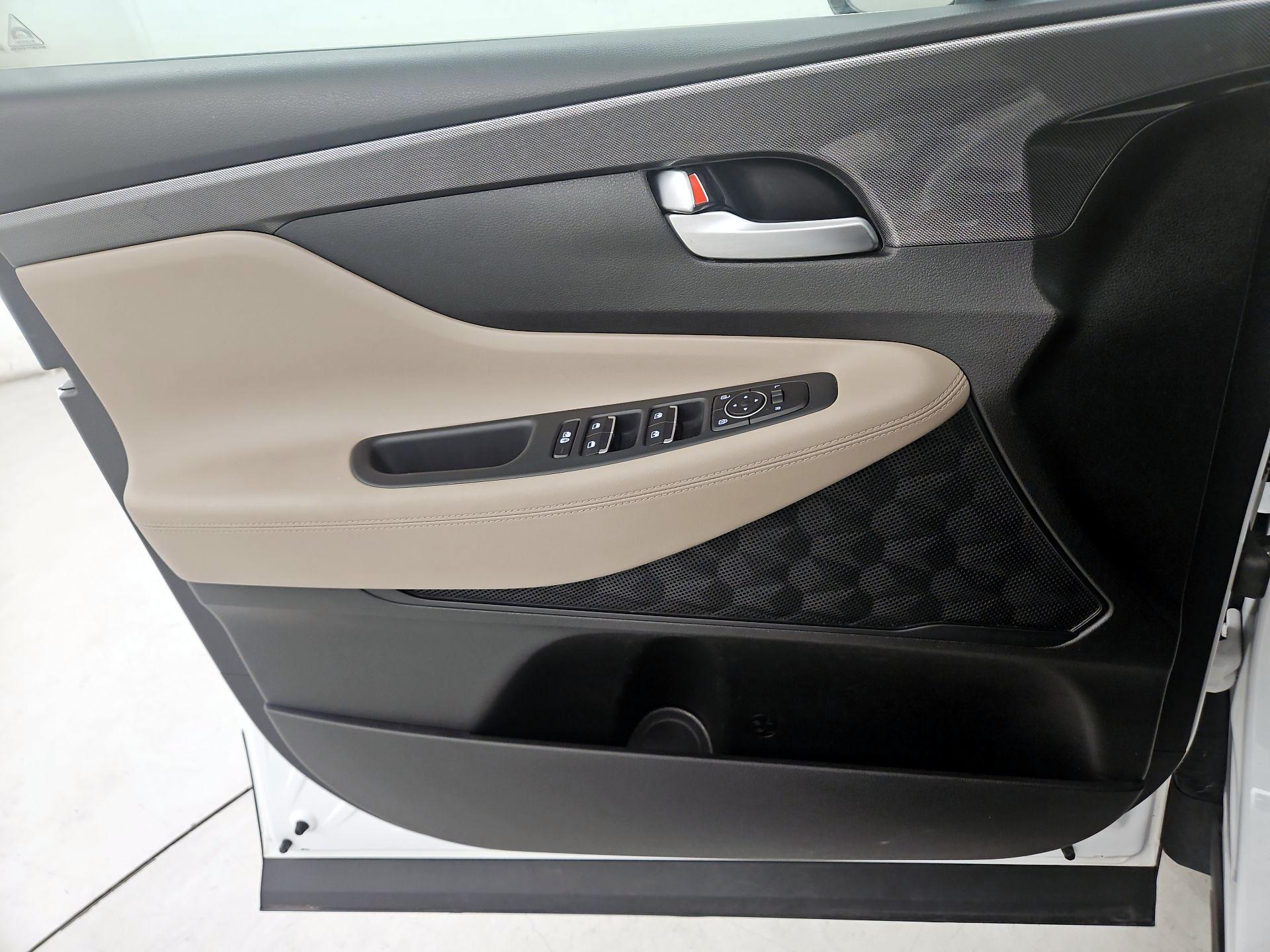 Thumbnail: 2023 Hyundai Santa Fe - 12