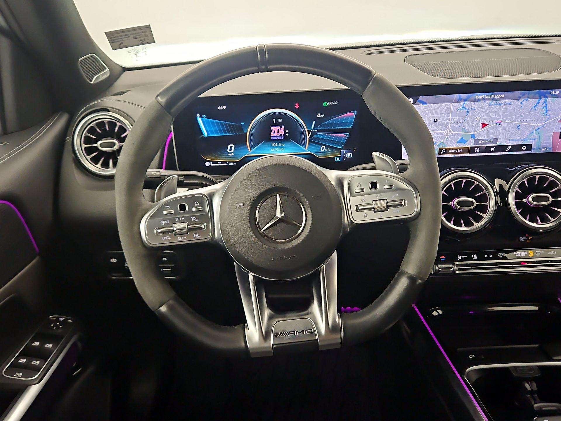 Thumbnail: 2021 Mercedes-Benz GLB - 10