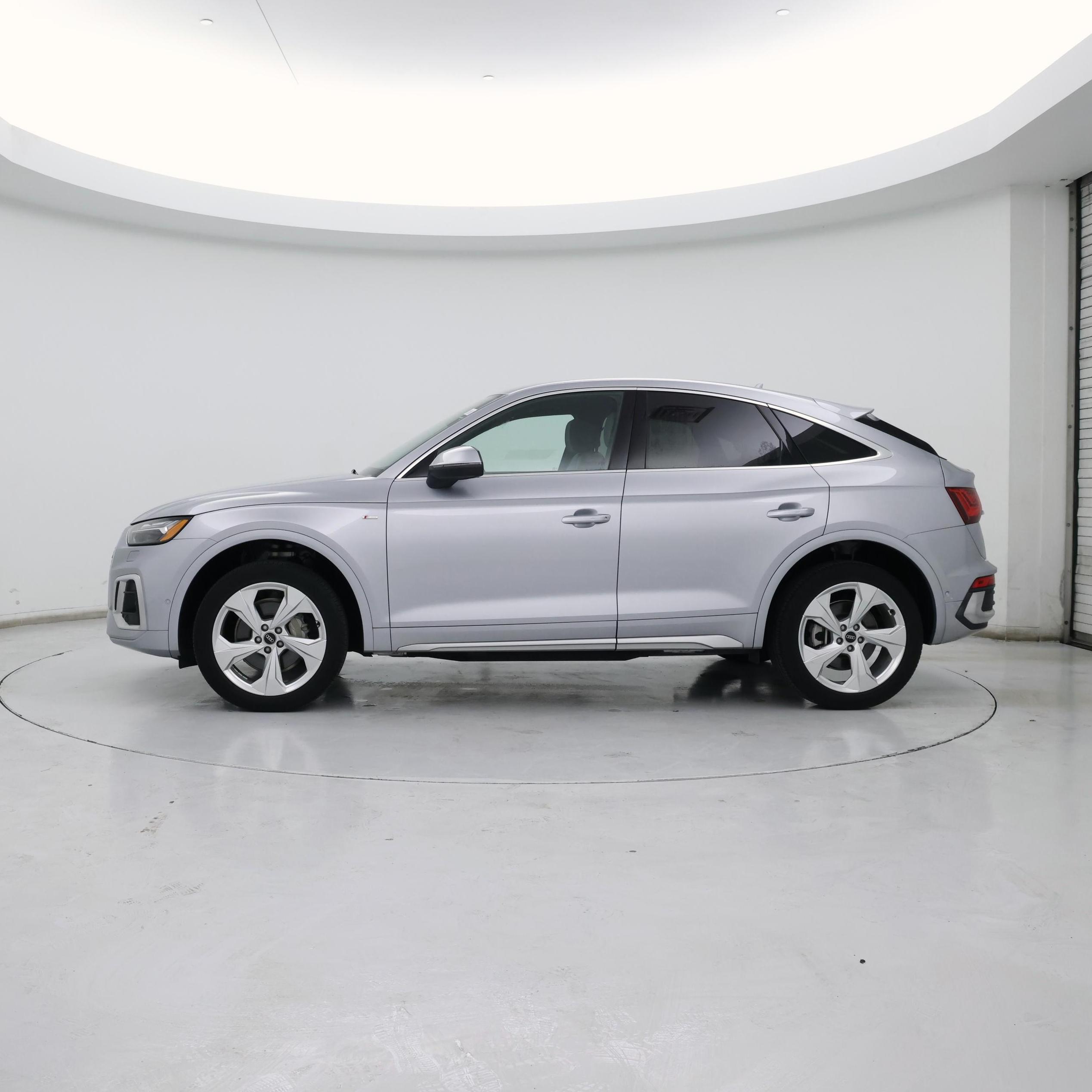 Thumbnail: 2022 Audi Q5 - 3