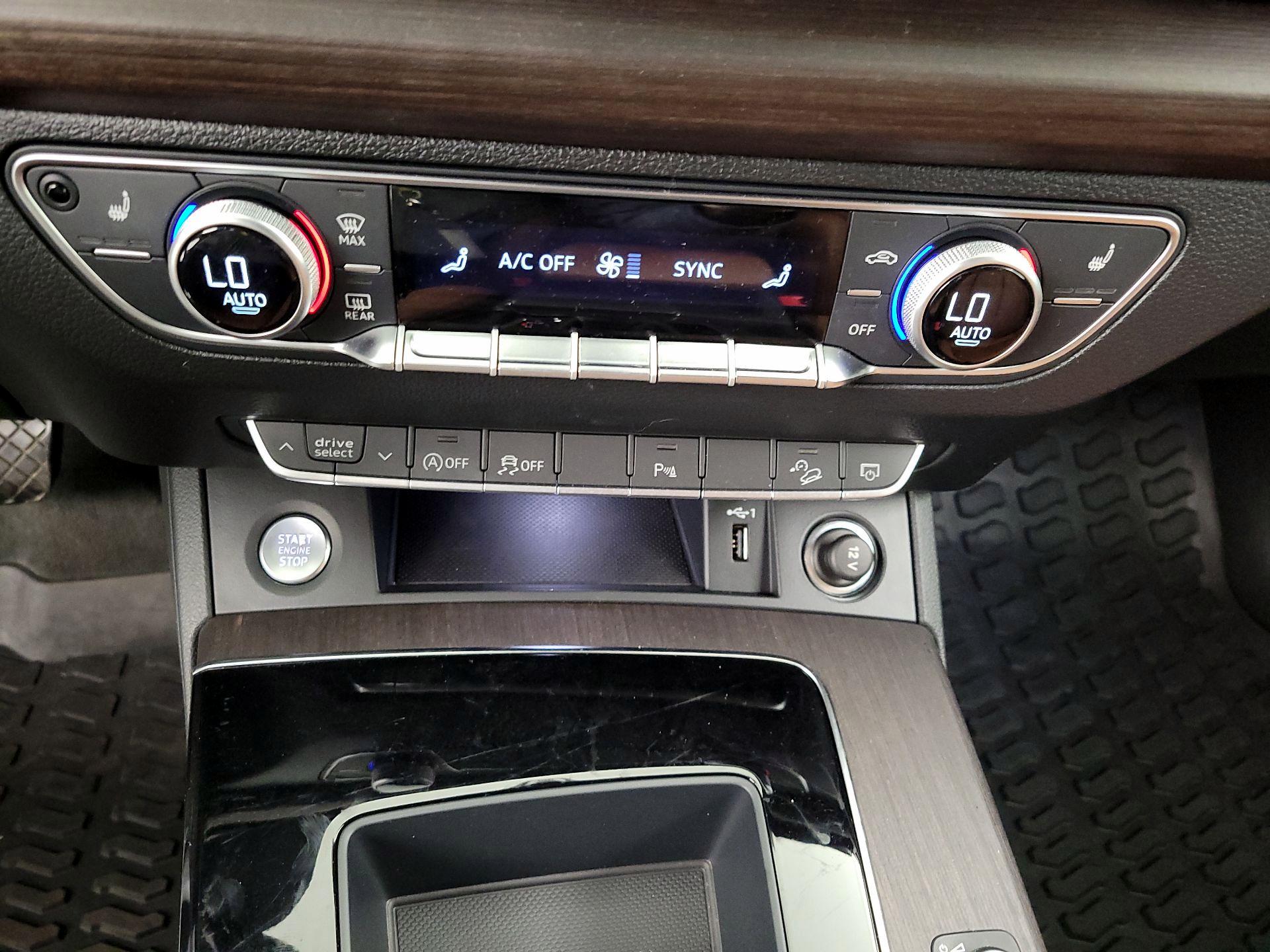 Thumbnail: 2023 Audi Q5 - 16