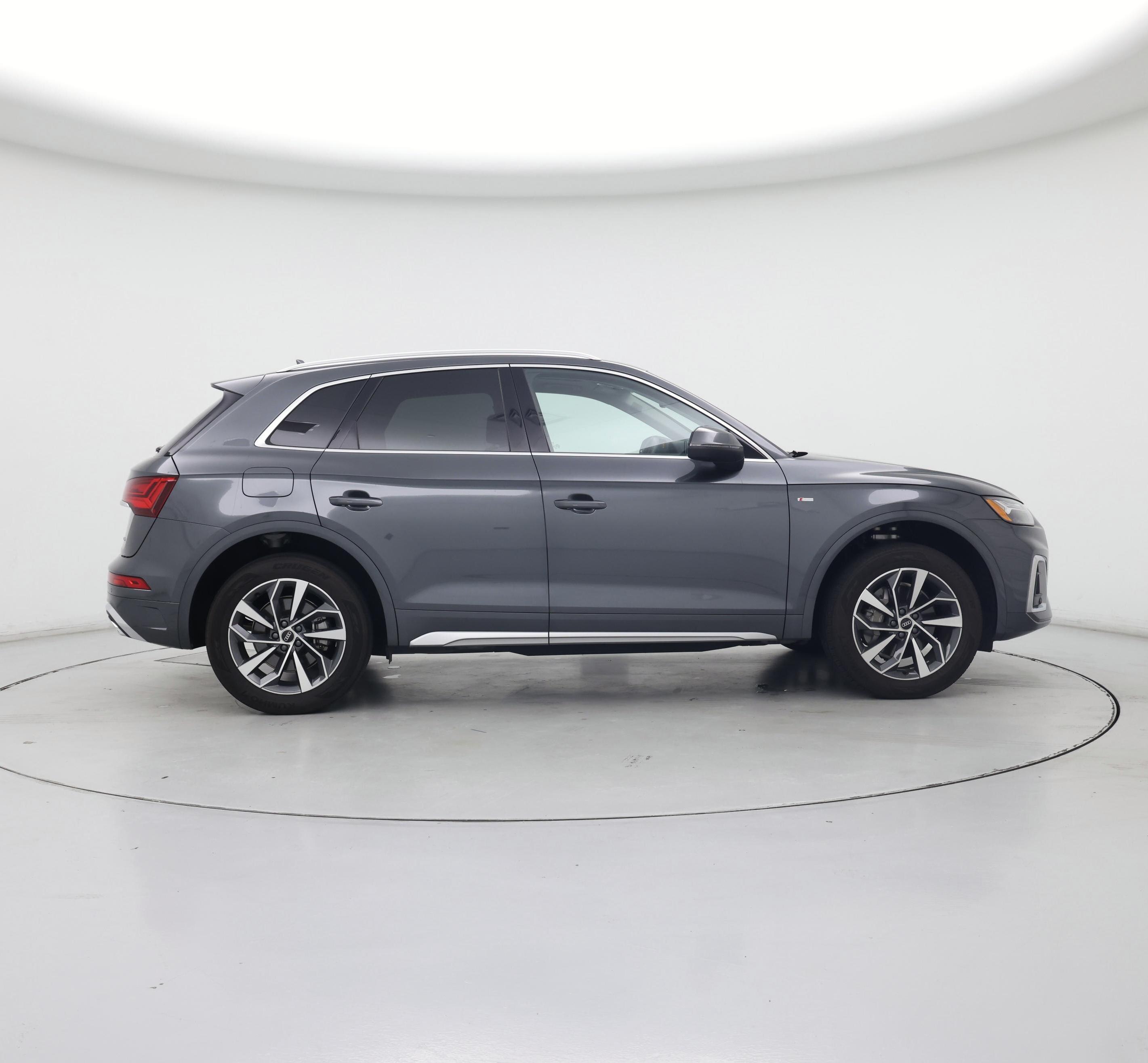 Thumbnail: 2023 Audi Q5 - 7
