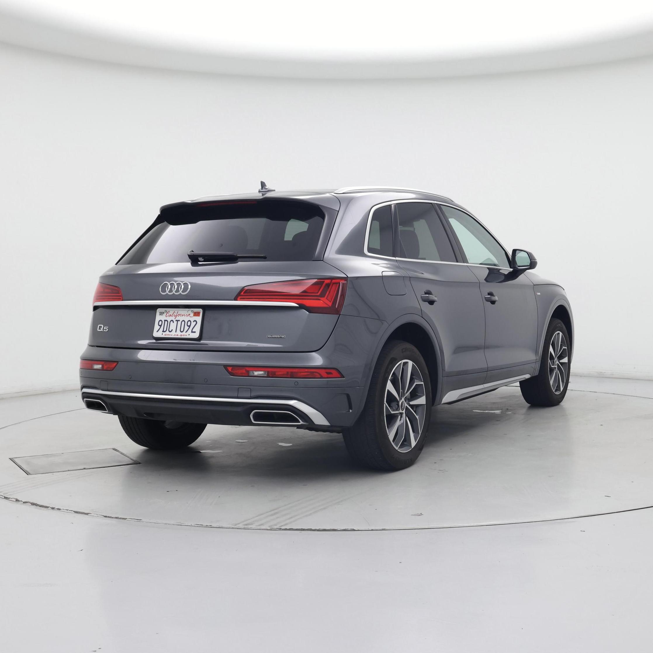 Thumbnail: 2023 Audi Q5 - 8
