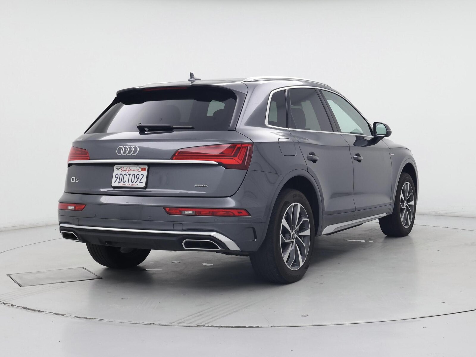 2023 Audi Q5 Premium Plus - Photo 9