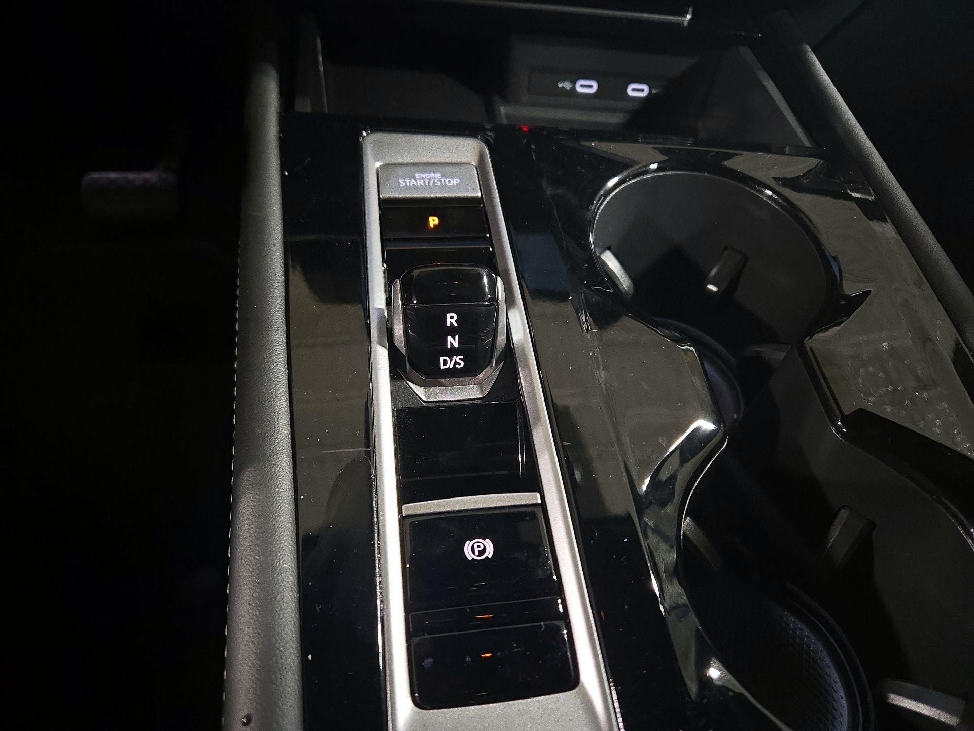 Thumbnail: 2024 Volkswagen Atlas - 16