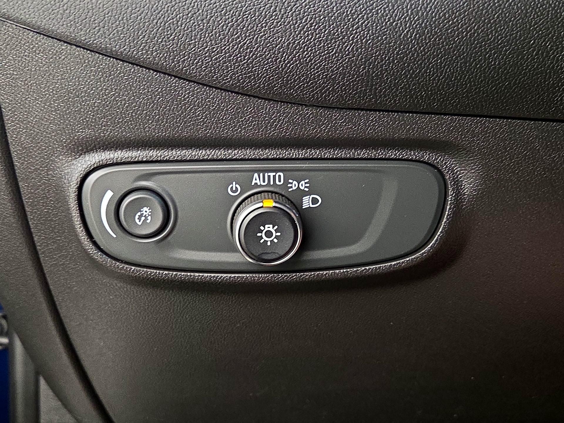 Thumbnail: 2023 Chevrolet Equinox - 13