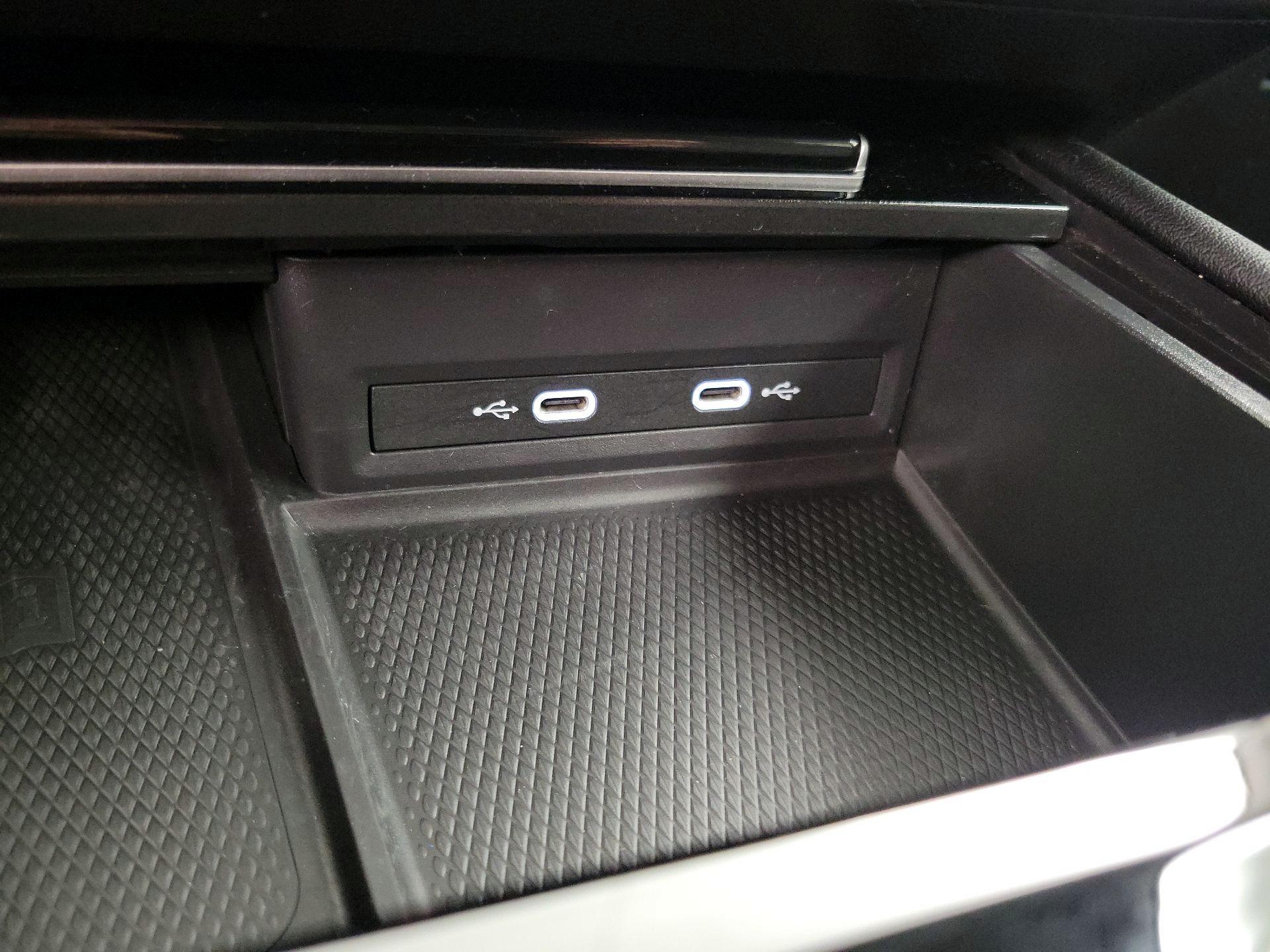 Thumbnail: 2024 Volkswagen Atlas - 18