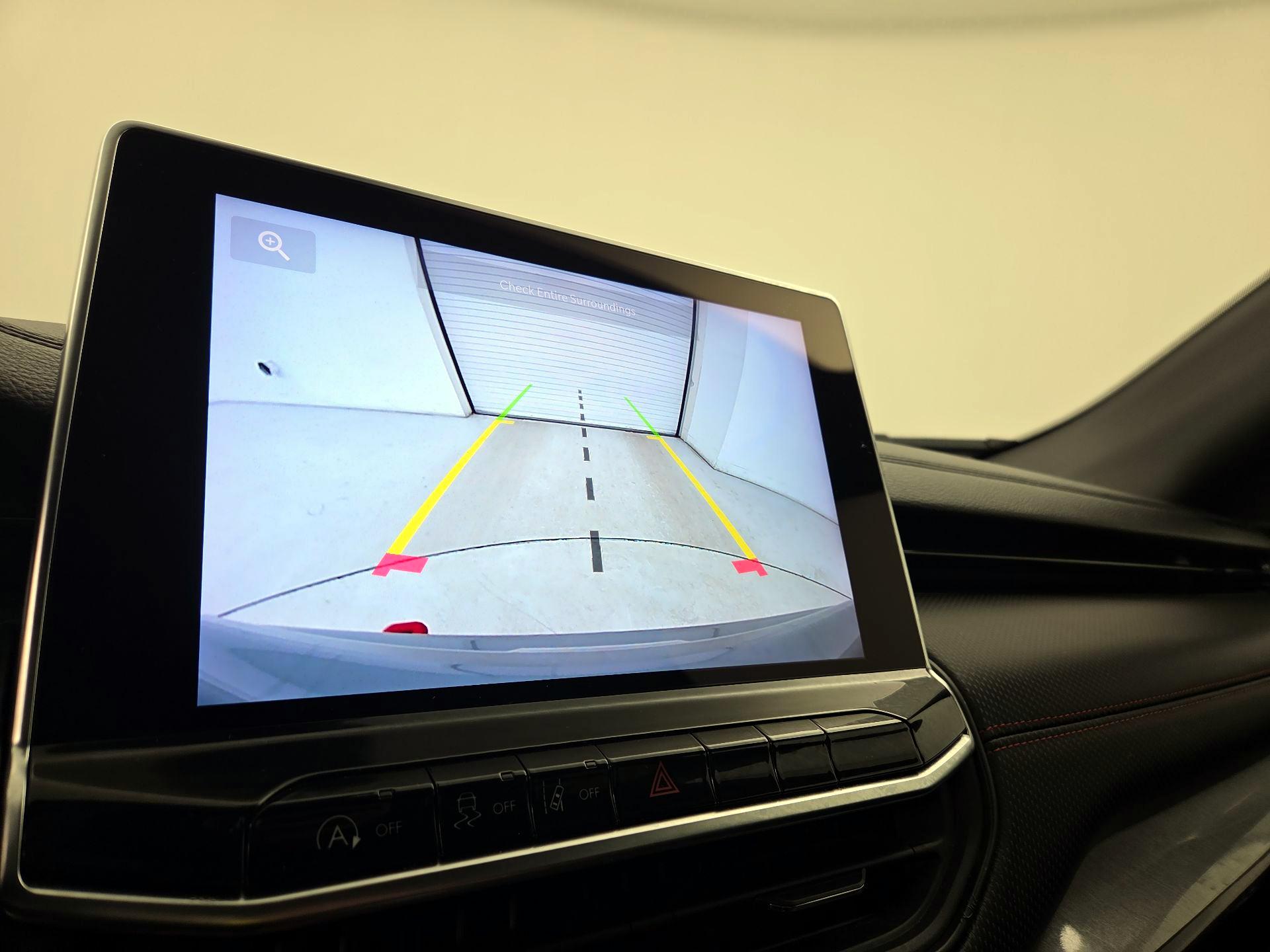 Thumbnail: 2023 Jeep Compass - 14