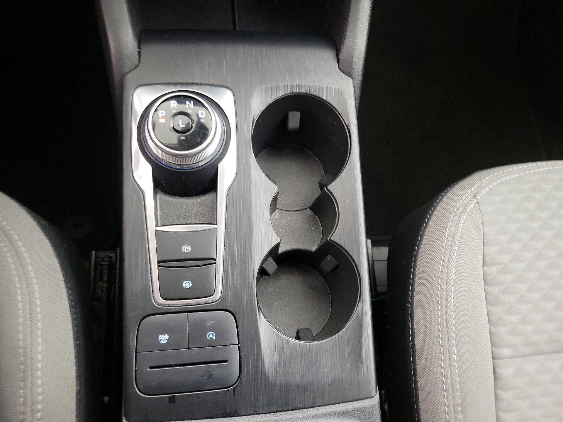 Thumbnail: 2022 Ford Escape - 17