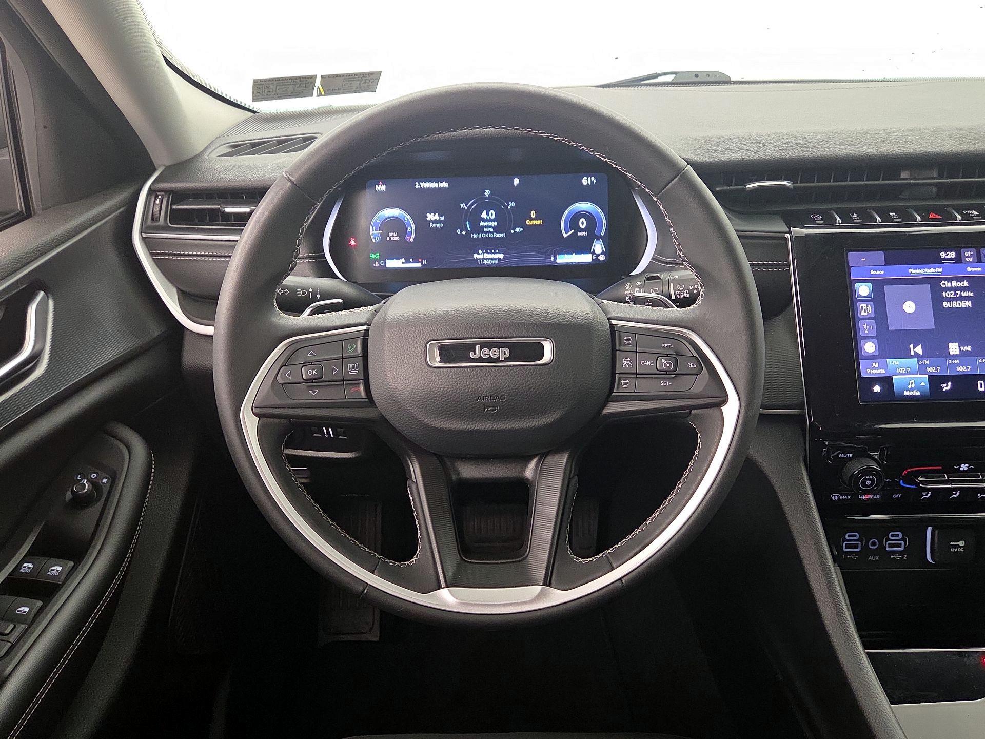 Thumbnail: 2023 Jeep Grand Cherokee - 10