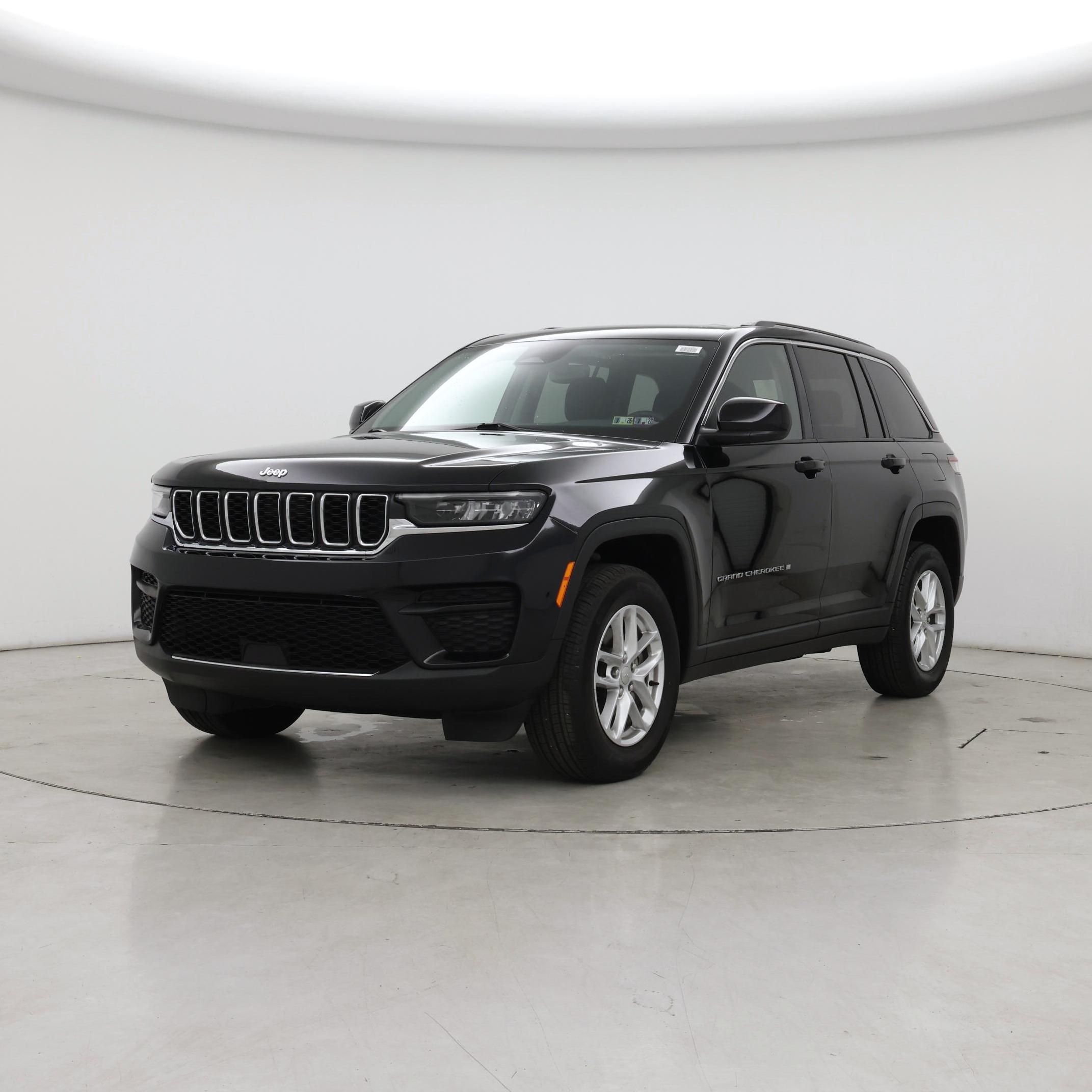 Thumbnail: 2023 Jeep Grand Cherokee - 4