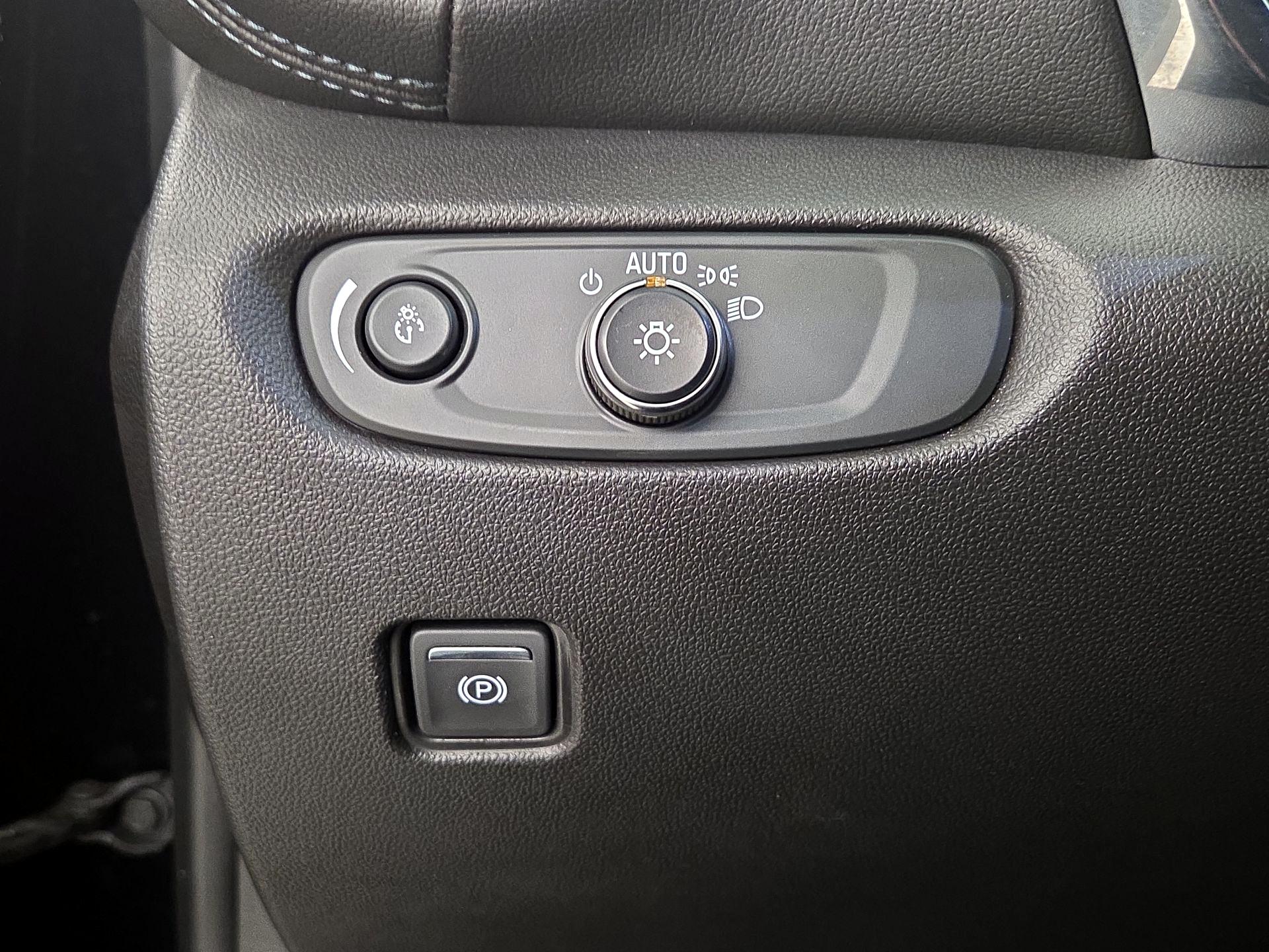 Thumbnail: 2021 Chevrolet Blazer - 13