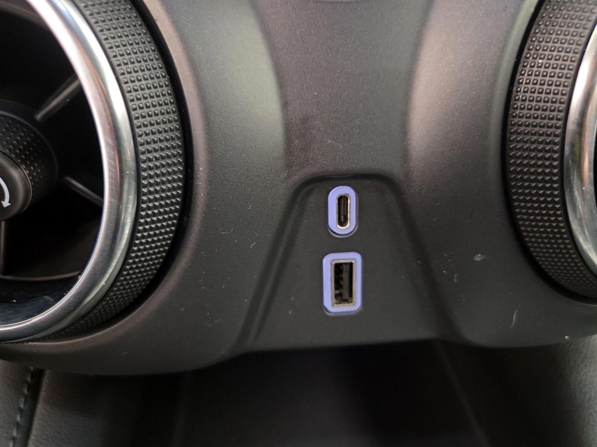 Thumbnail: 2021 Chevrolet Blazer - 18