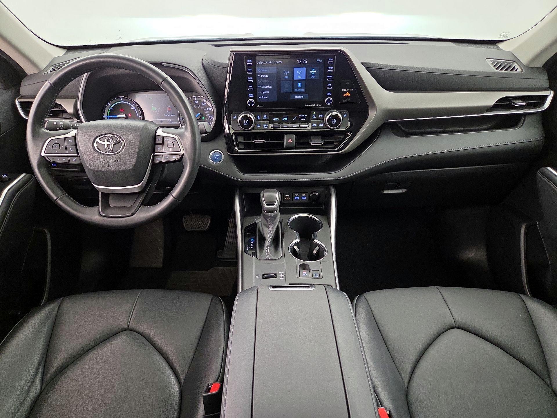 Thumbnail: 2022 Toyota Highlander - 9