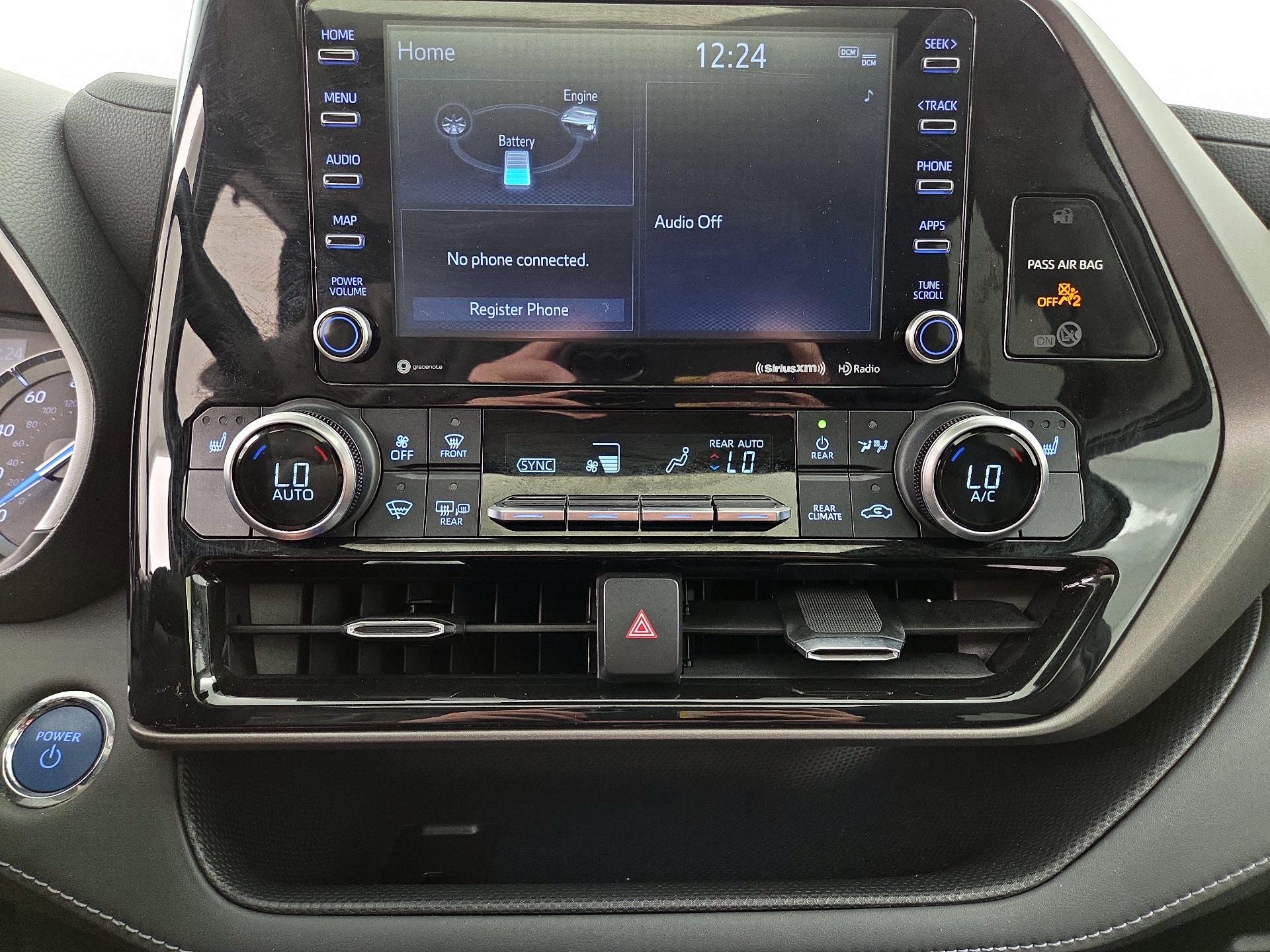 Thumbnail: 2022 Toyota Highlander - 16