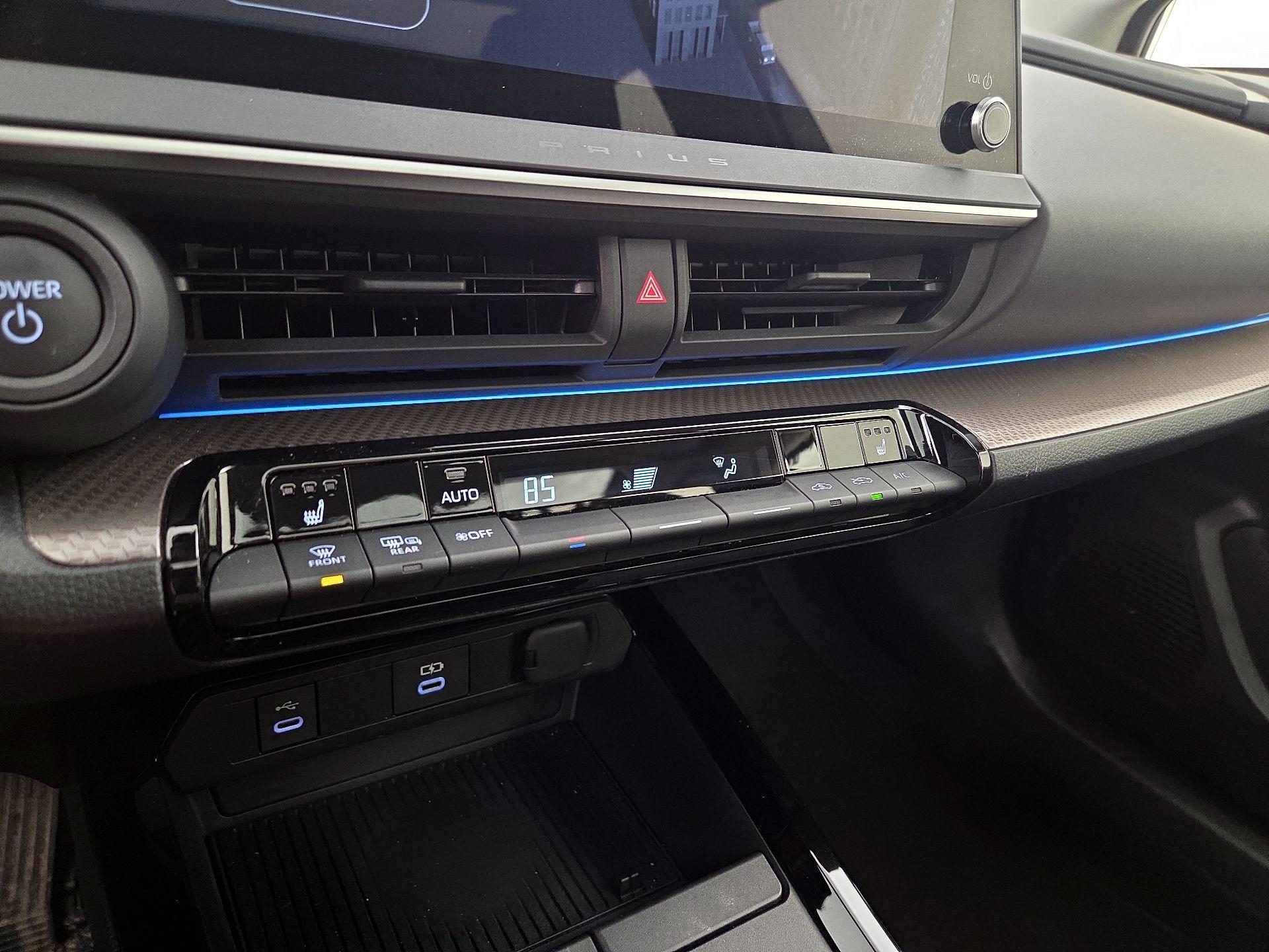 Thumbnail: 2024 Toyota Prius - 16