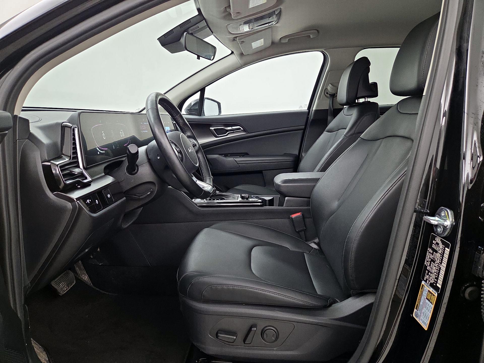 Thumbnail: 2023 Kia Sportage - 11