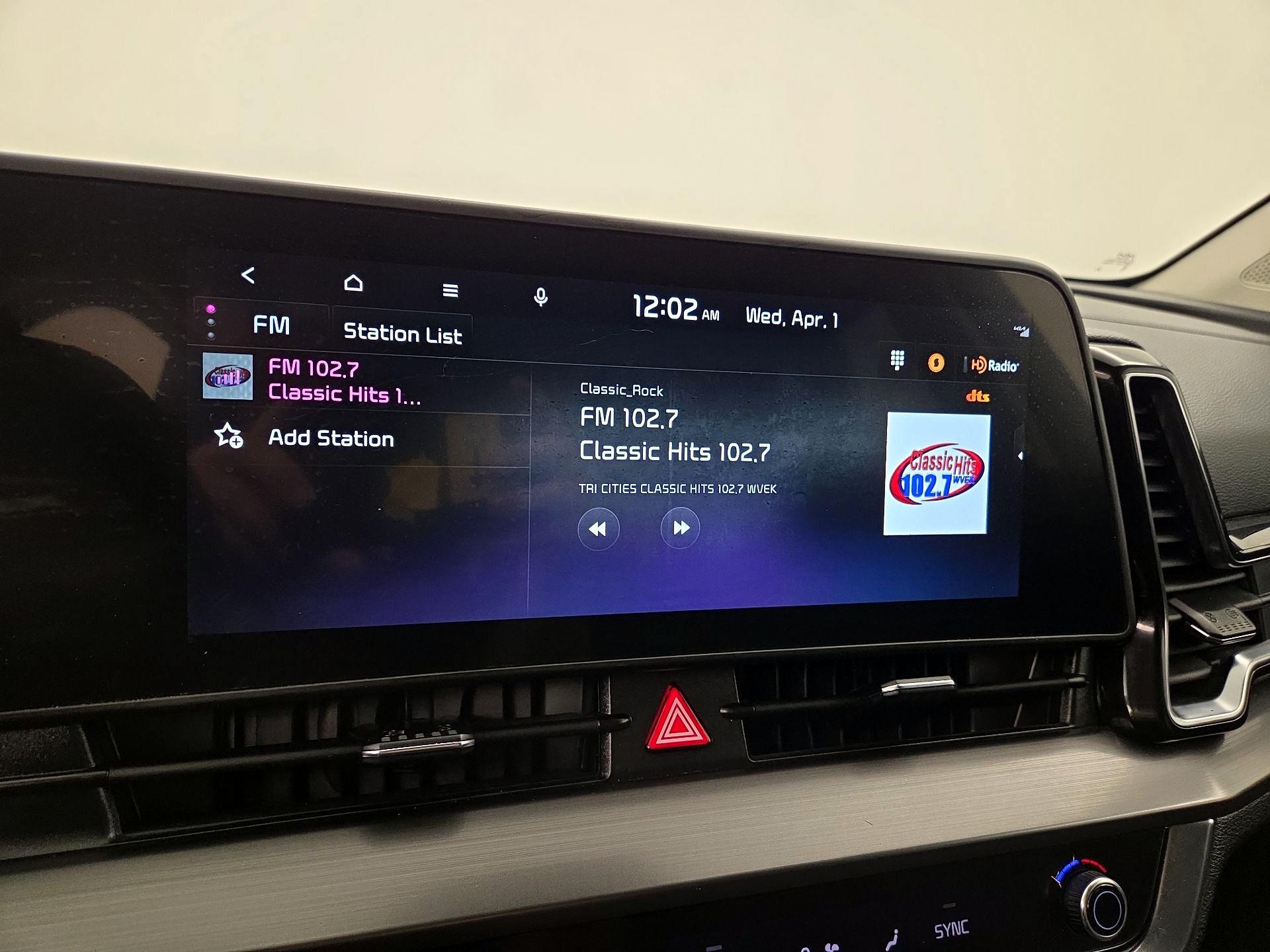 Thumbnail: 2023 Kia Sportage - 16