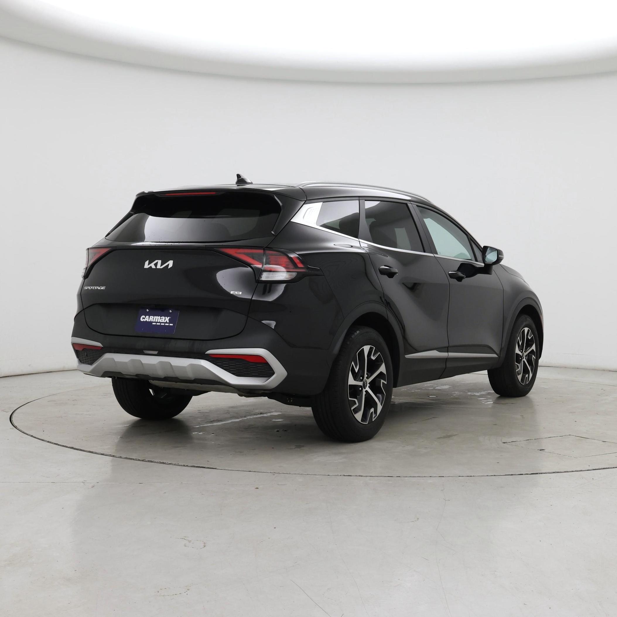Thumbnail: 2023 Kia Sportage - 8