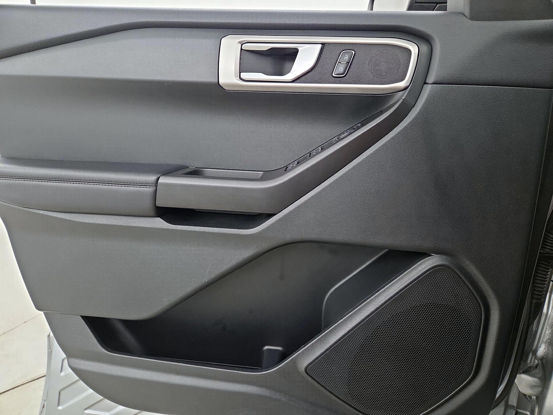 Thumbnail: 2023 Ford Explorer - 12