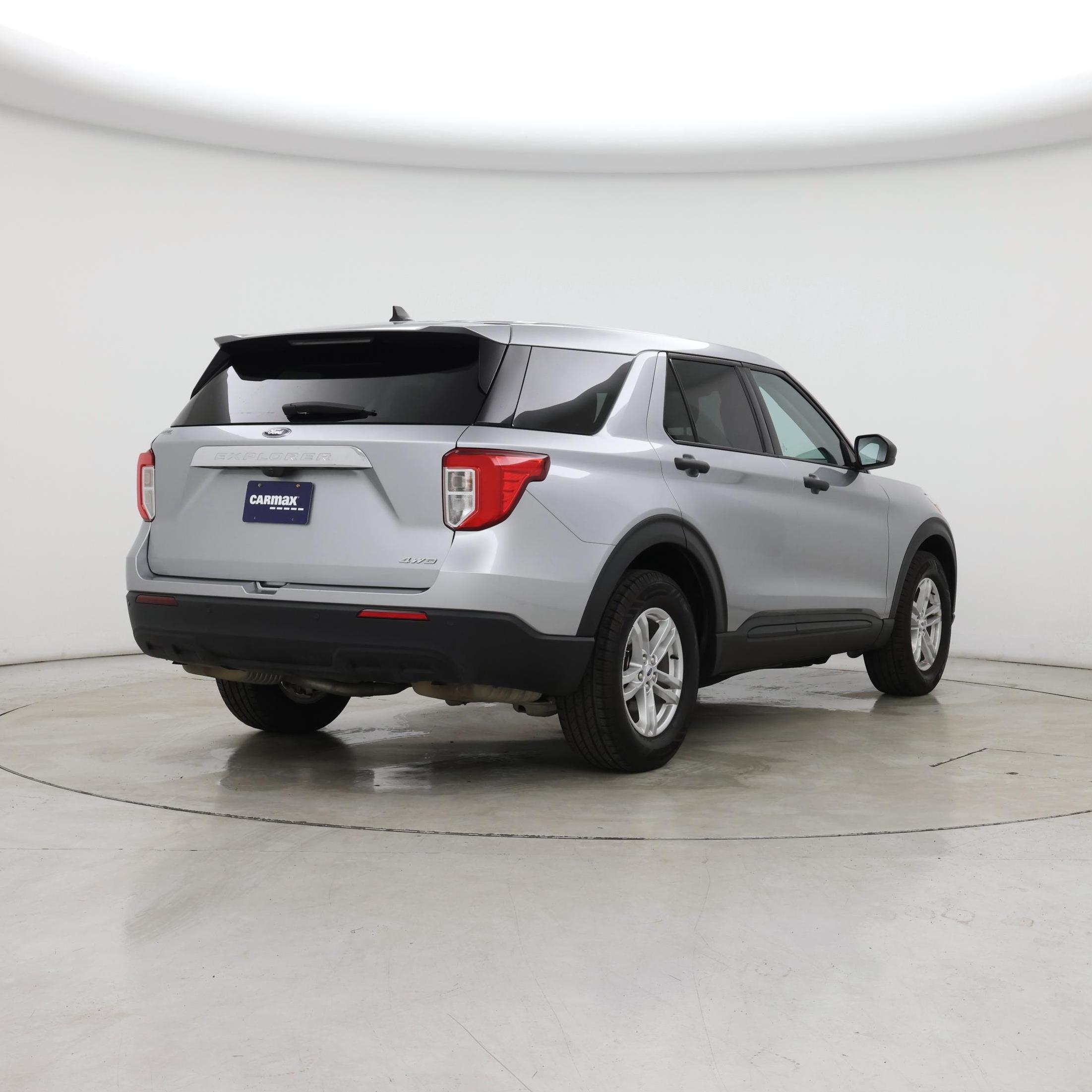 Thumbnail: 2023 Ford Explorer - 8