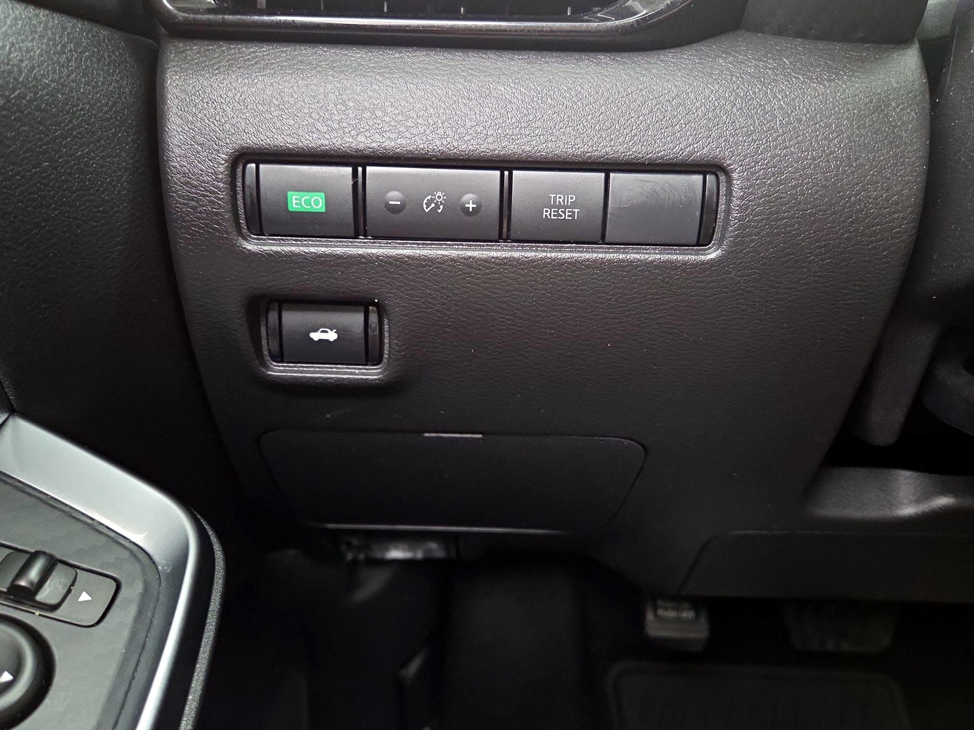 Thumbnail: 2023 Nissan Sentra - 13