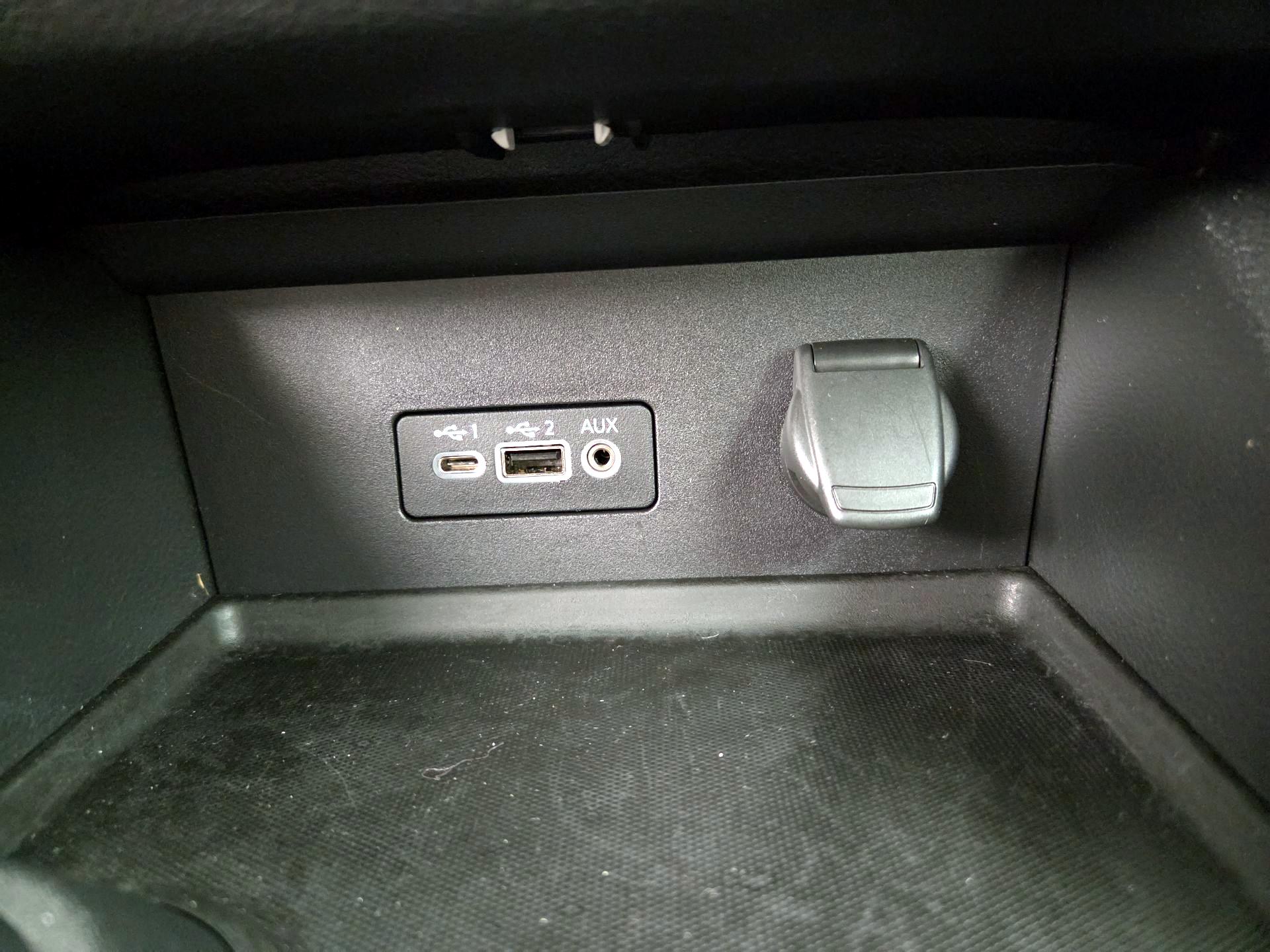 Thumbnail: 2023 Nissan Sentra - 18