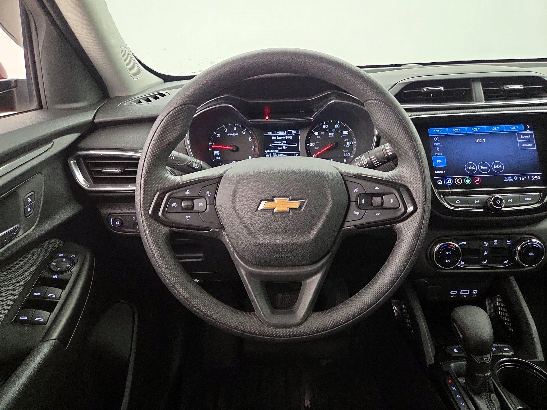 Thumbnail: 2023 Chevrolet TrailBlazer - 10