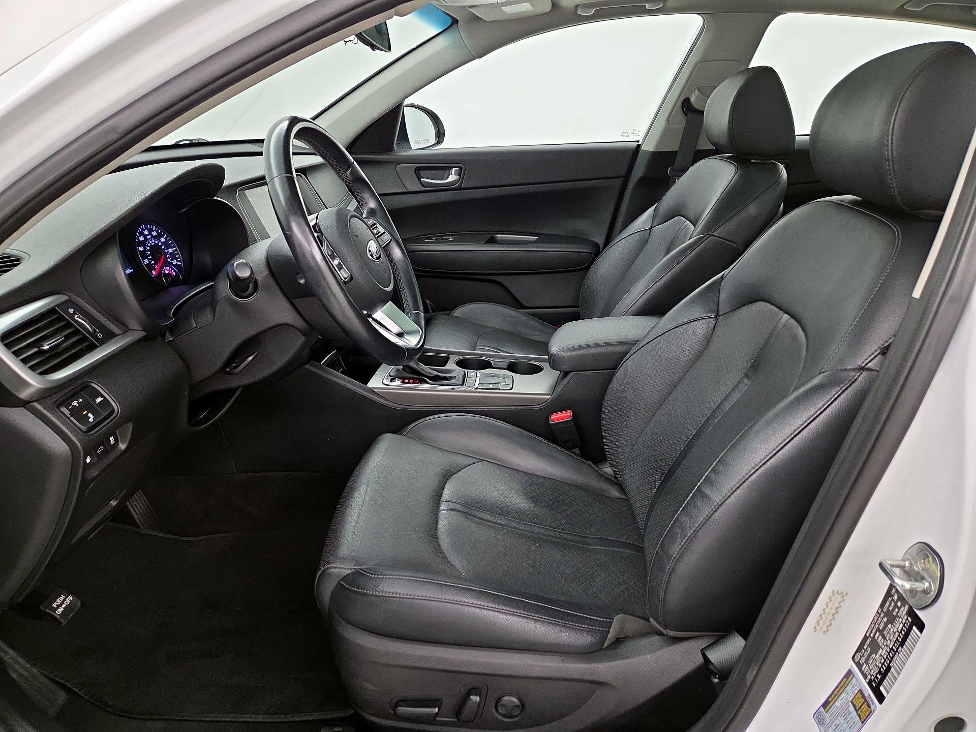 Thumbnail: 2020 Kia Optima - 11