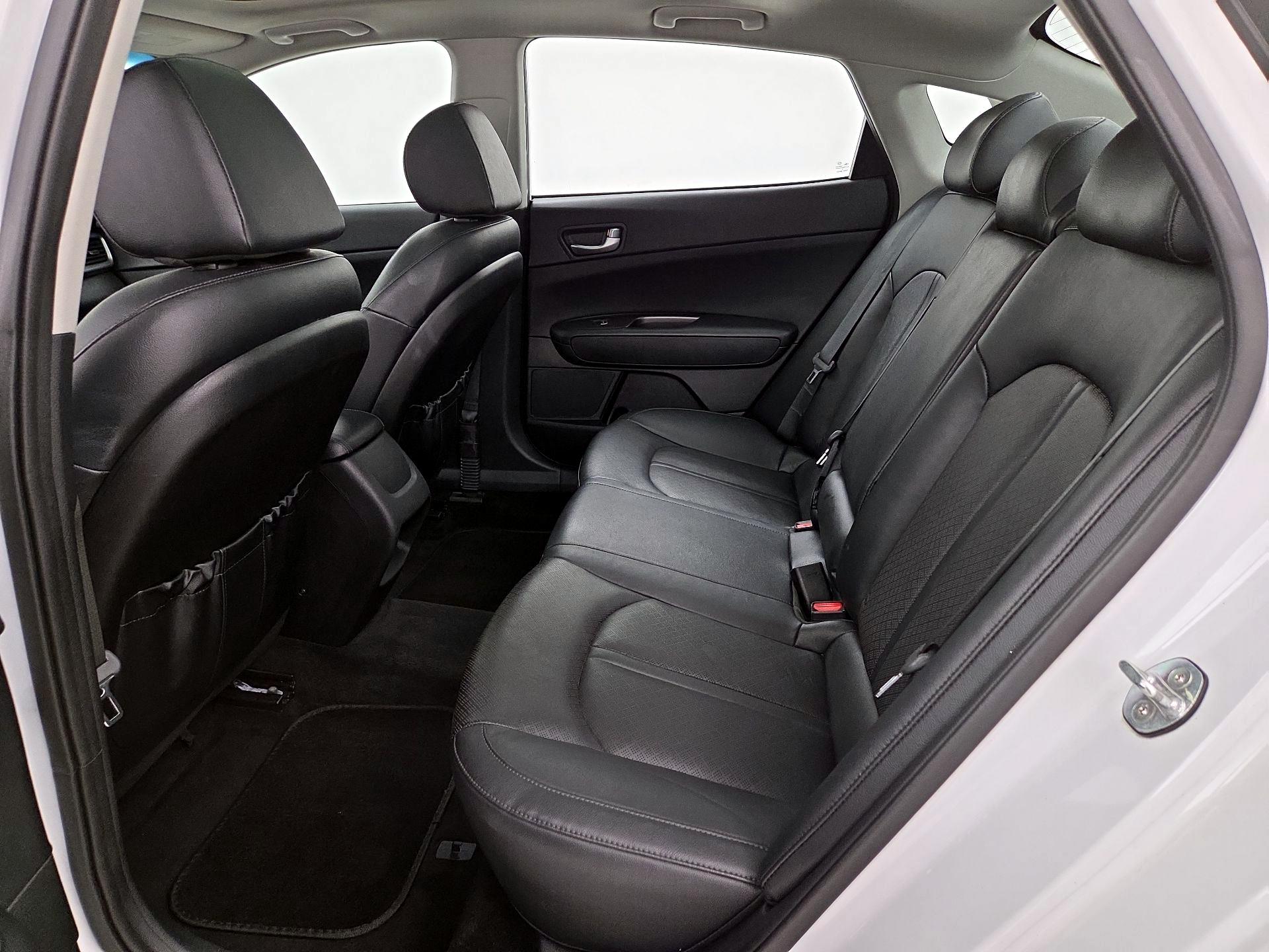 Thumbnail: 2020 Kia Optima - 20