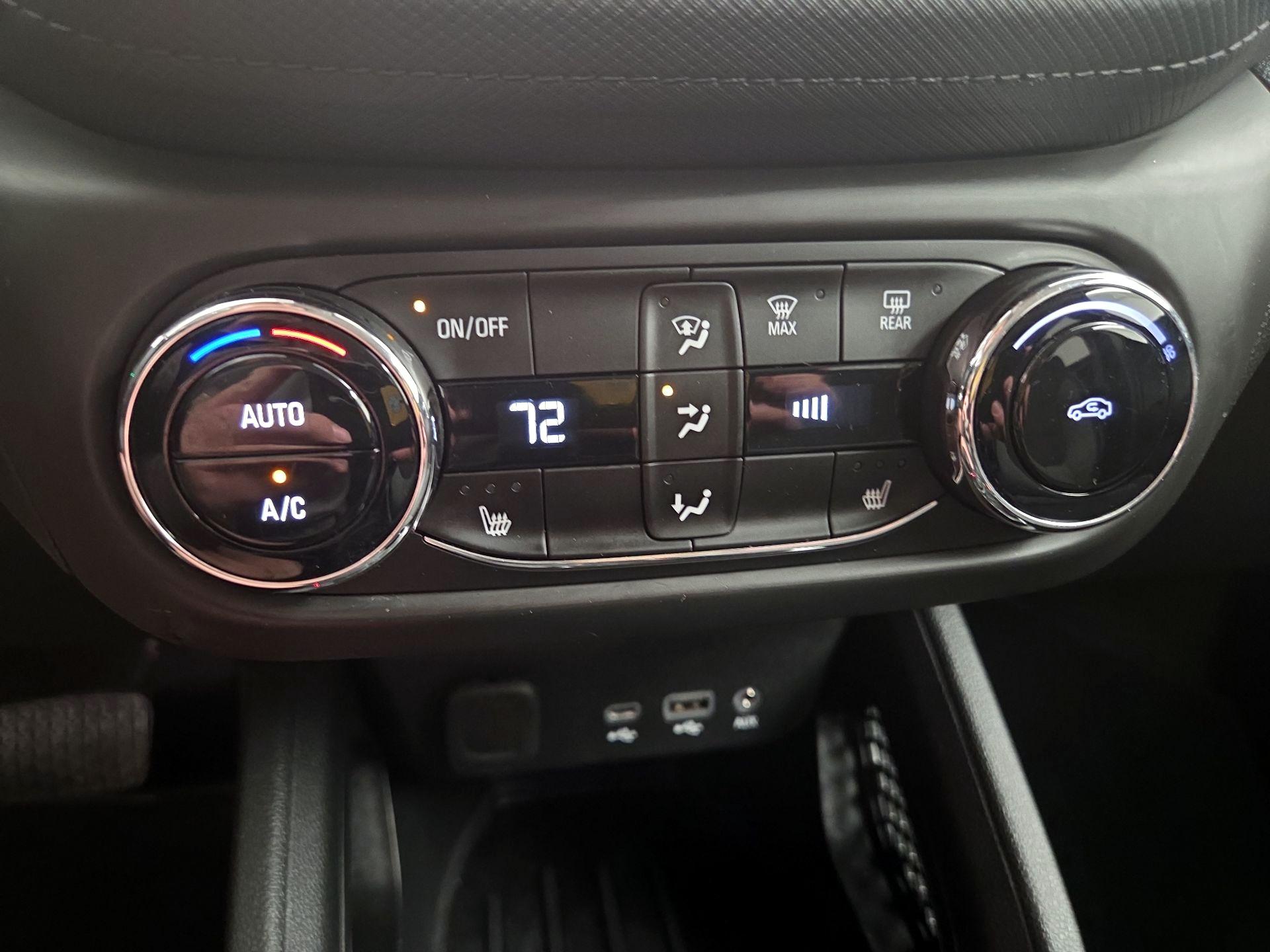 Thumbnail: 2023 Chevrolet TrailBlazer - 16