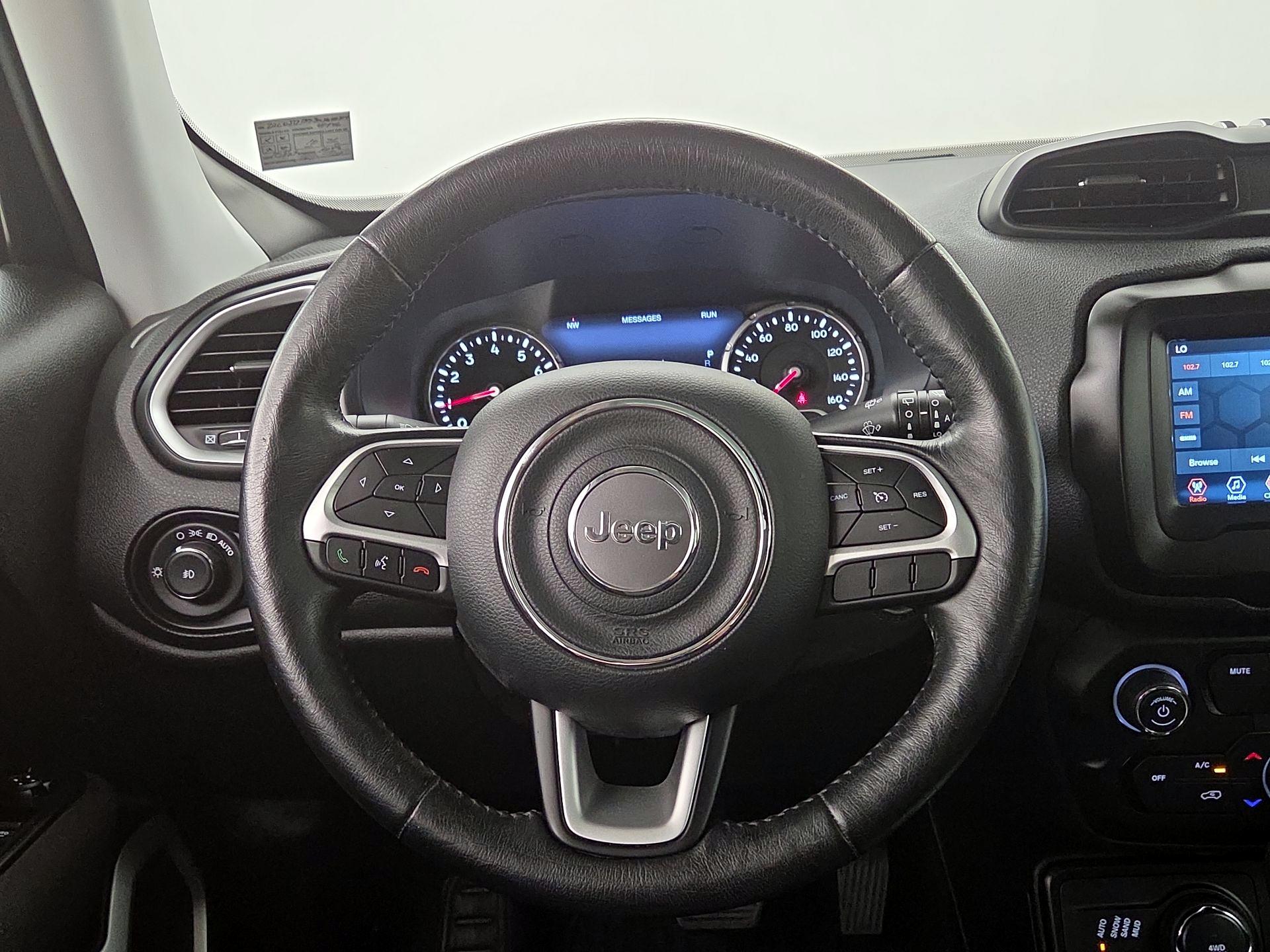 Thumbnail: 2021 Jeep Renegade - 10