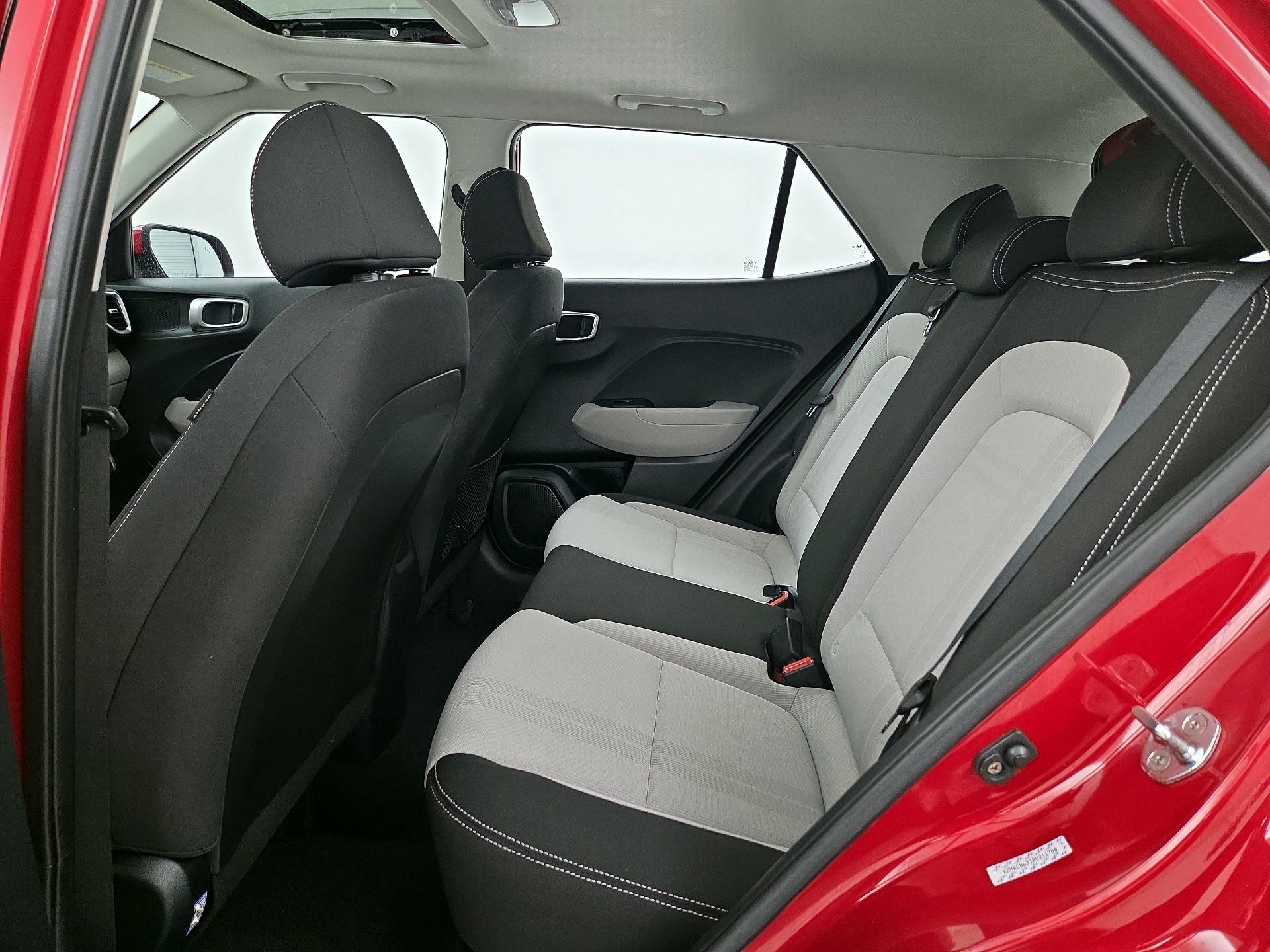 Thumbnail: 2023 Hyundai Venue - 20