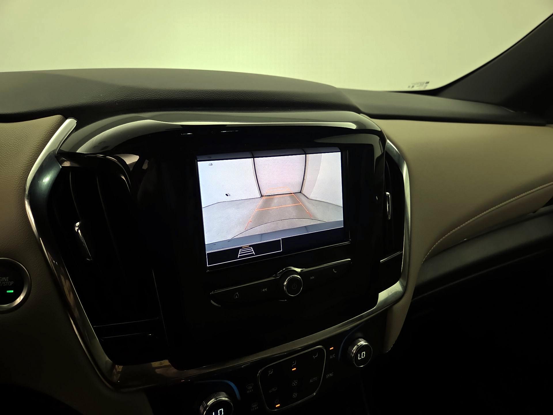 Thumbnail: 2023 Chevrolet Traverse - 14