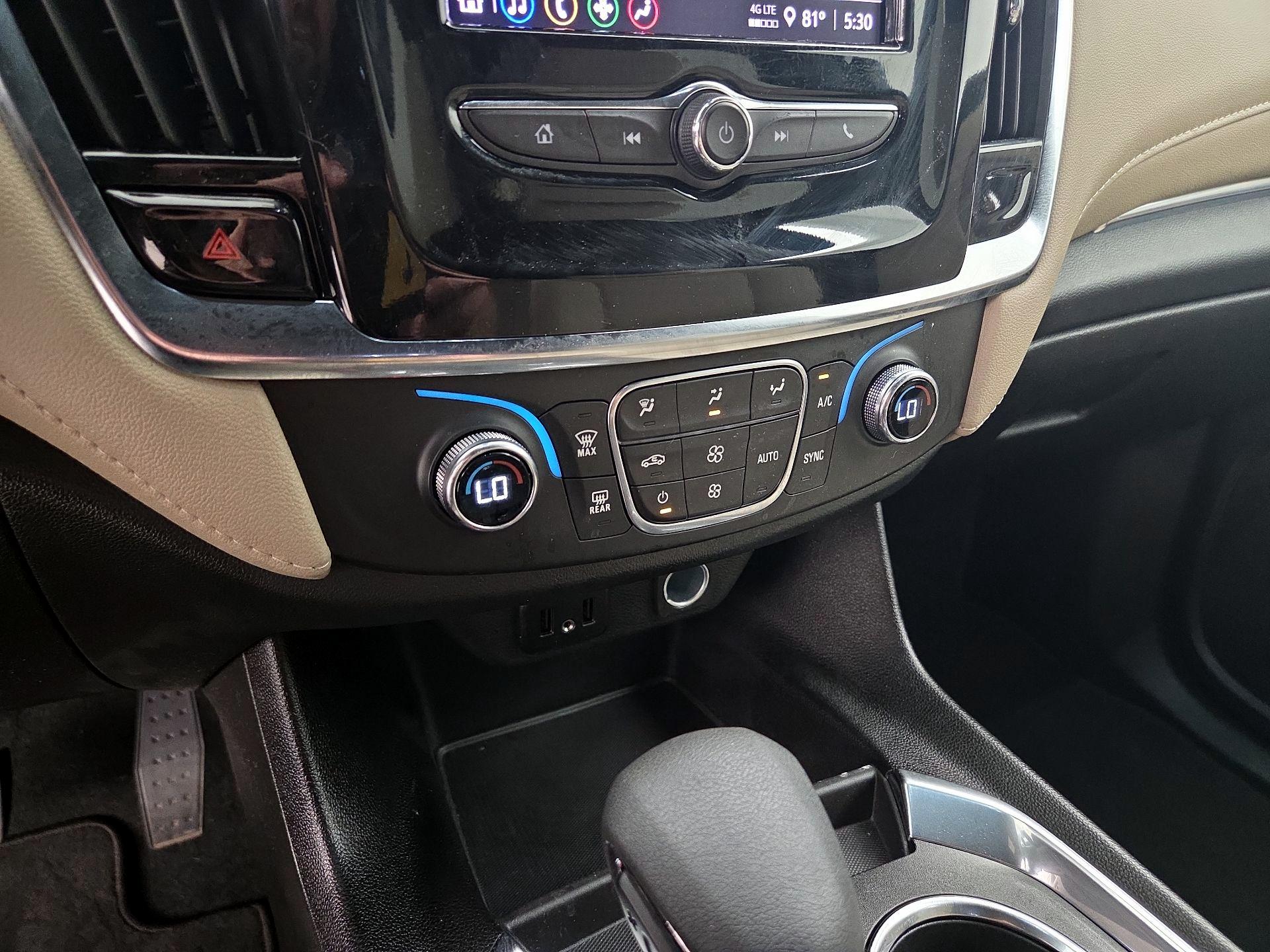 Thumbnail: 2023 Chevrolet Traverse - 16