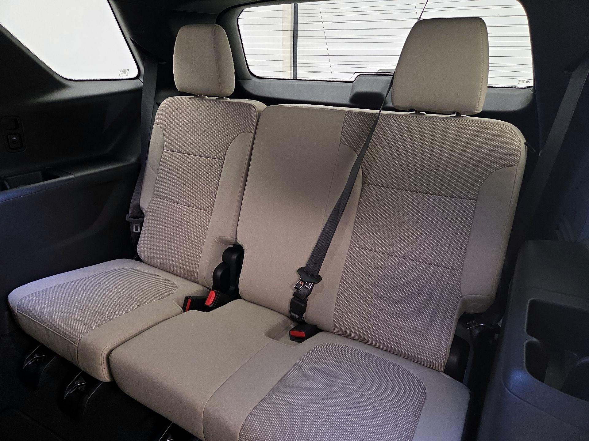 Thumbnail: 2023 Chevrolet Traverse - 20