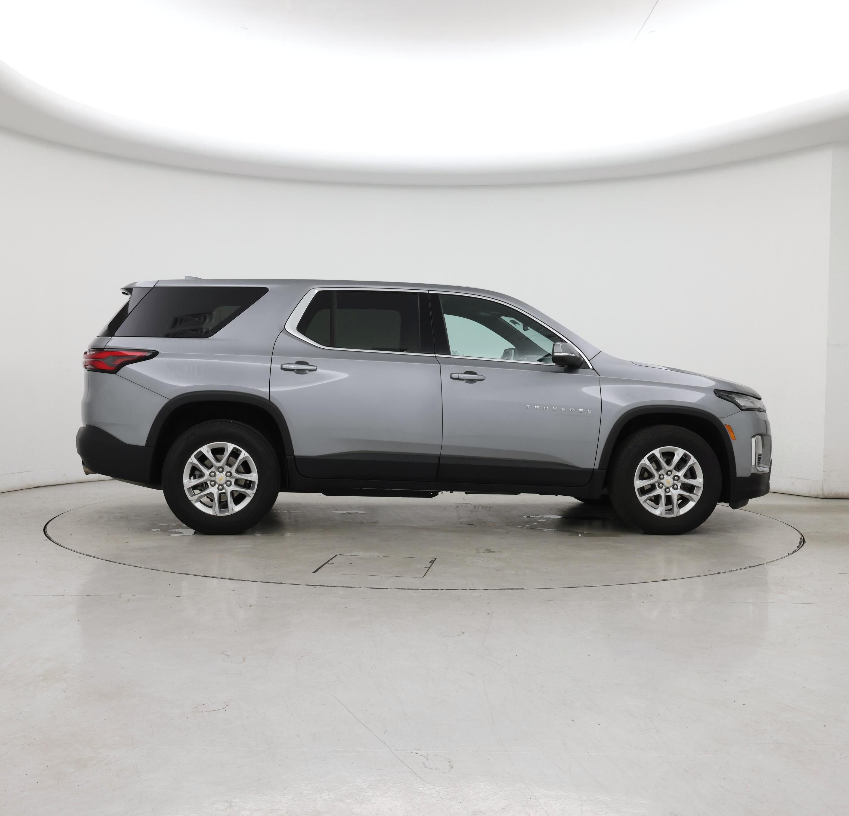 Thumbnail: 2023 Chevrolet Traverse - 7