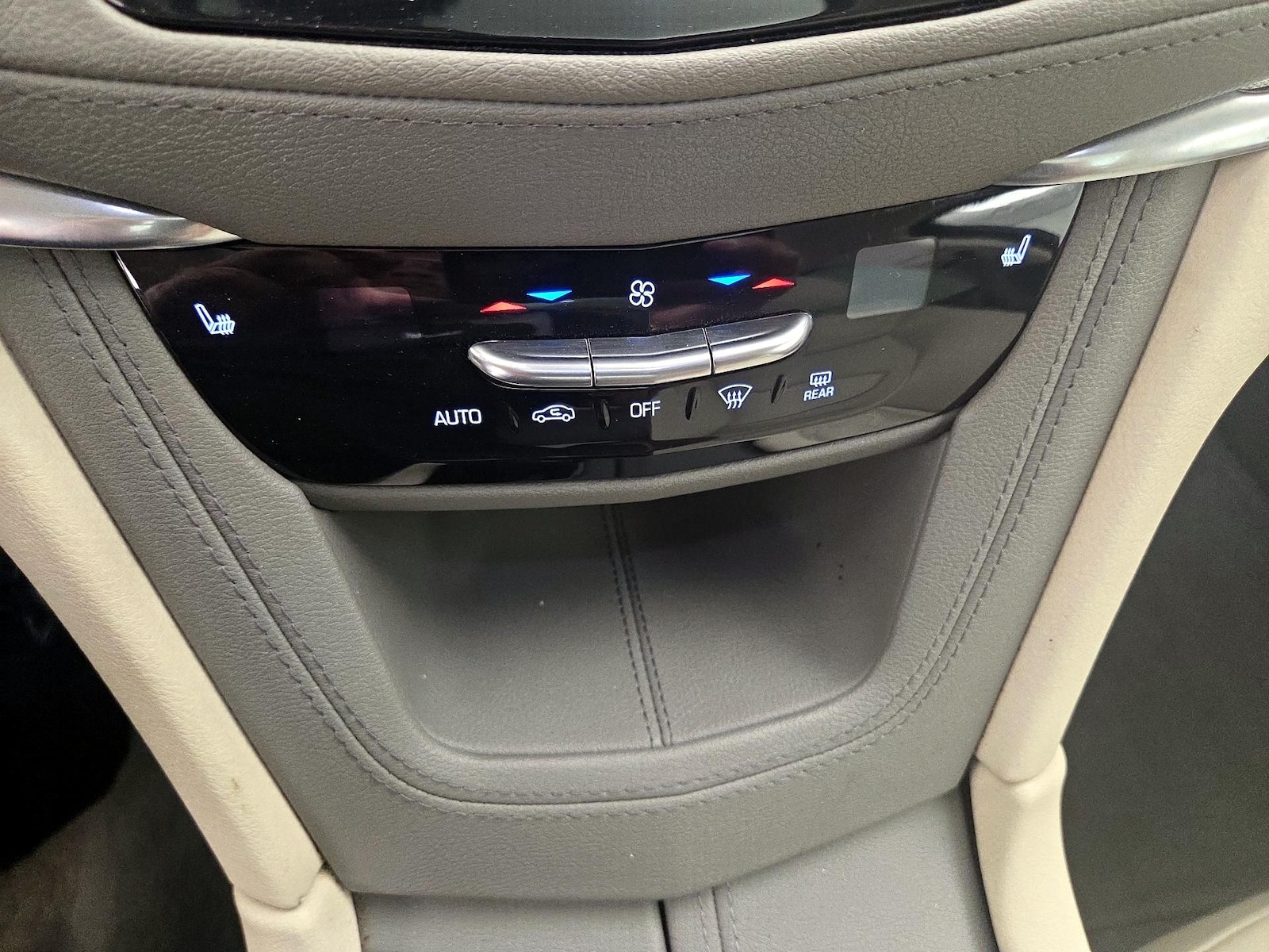 2020 Cadillac XT5 Premium Luxury - Photo 18
