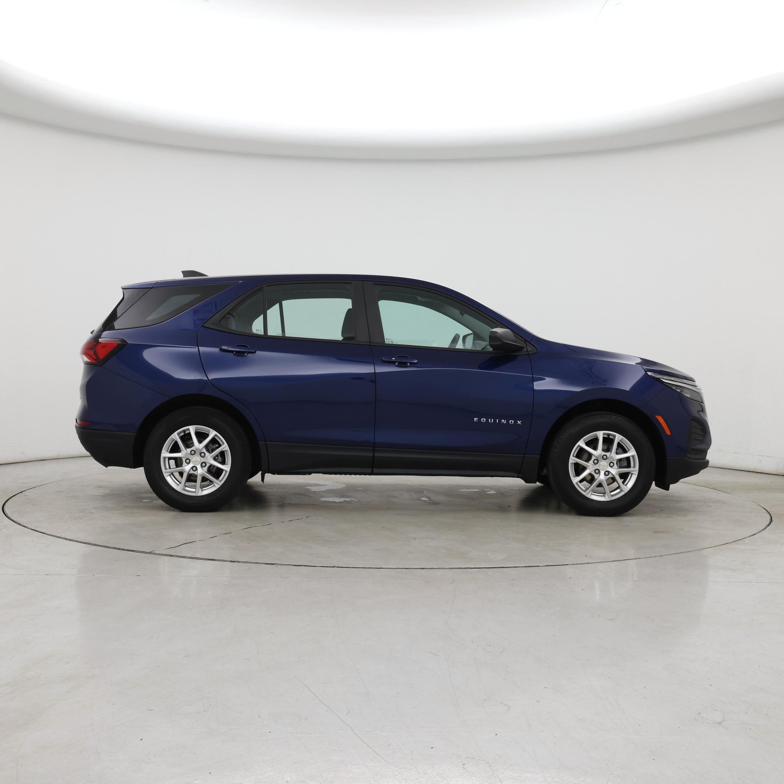 Thumbnail: 2022 Chevrolet Equinox - 7