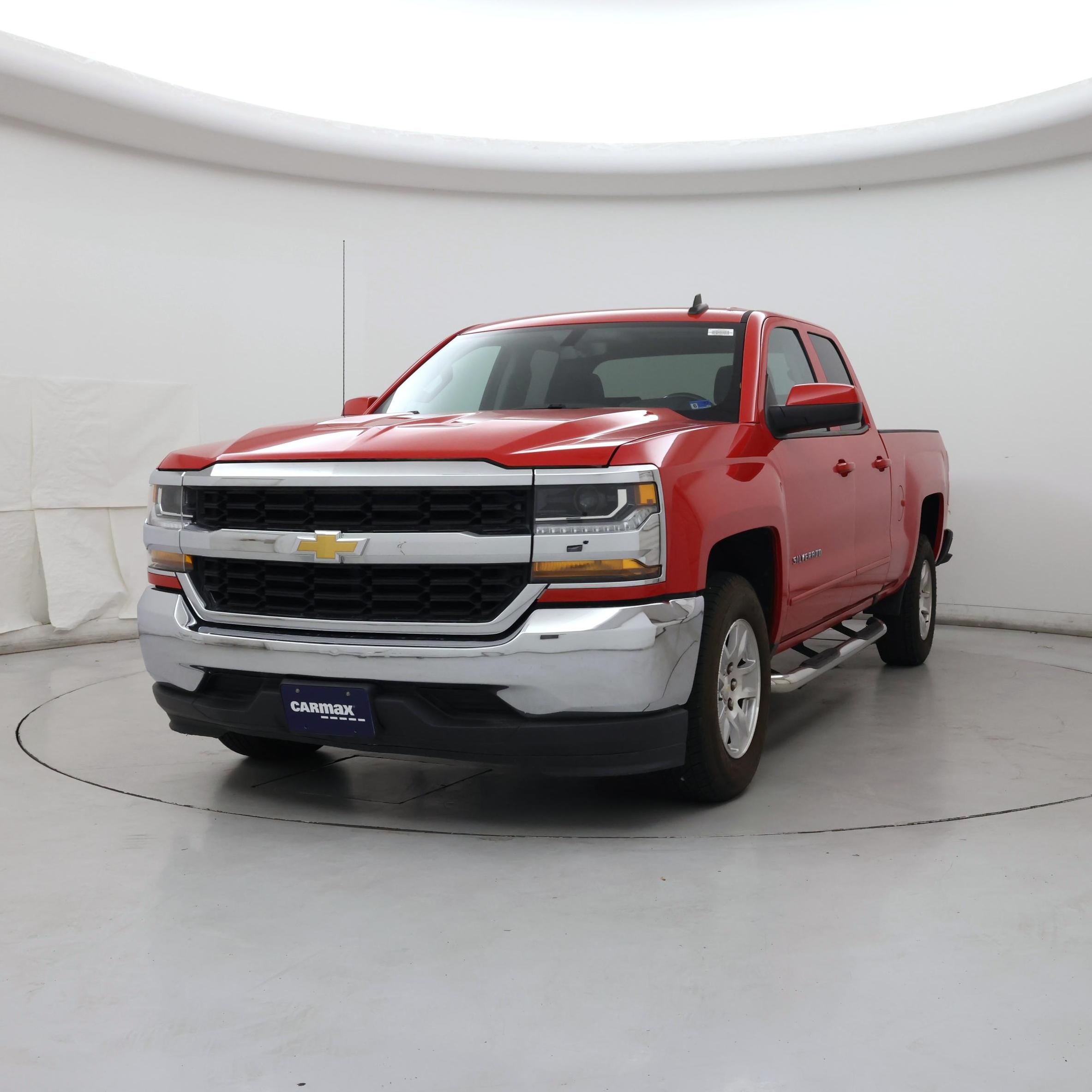 Thumbnail: 2018 Chevrolet Silverado 1500 - 4