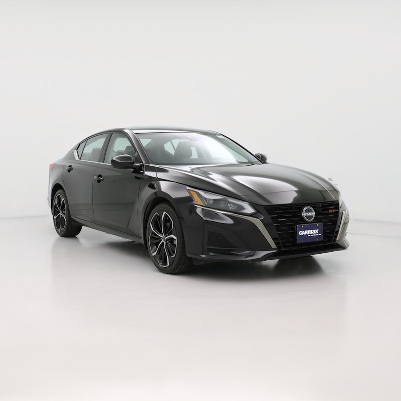 2023 Nissan Altima SR