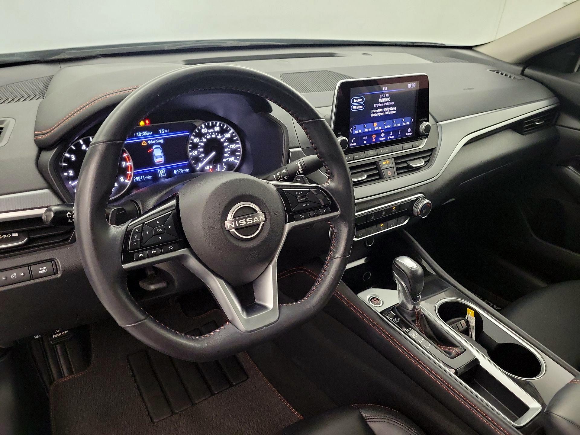 Thumbnail: 2023 Nissan Altima - 9