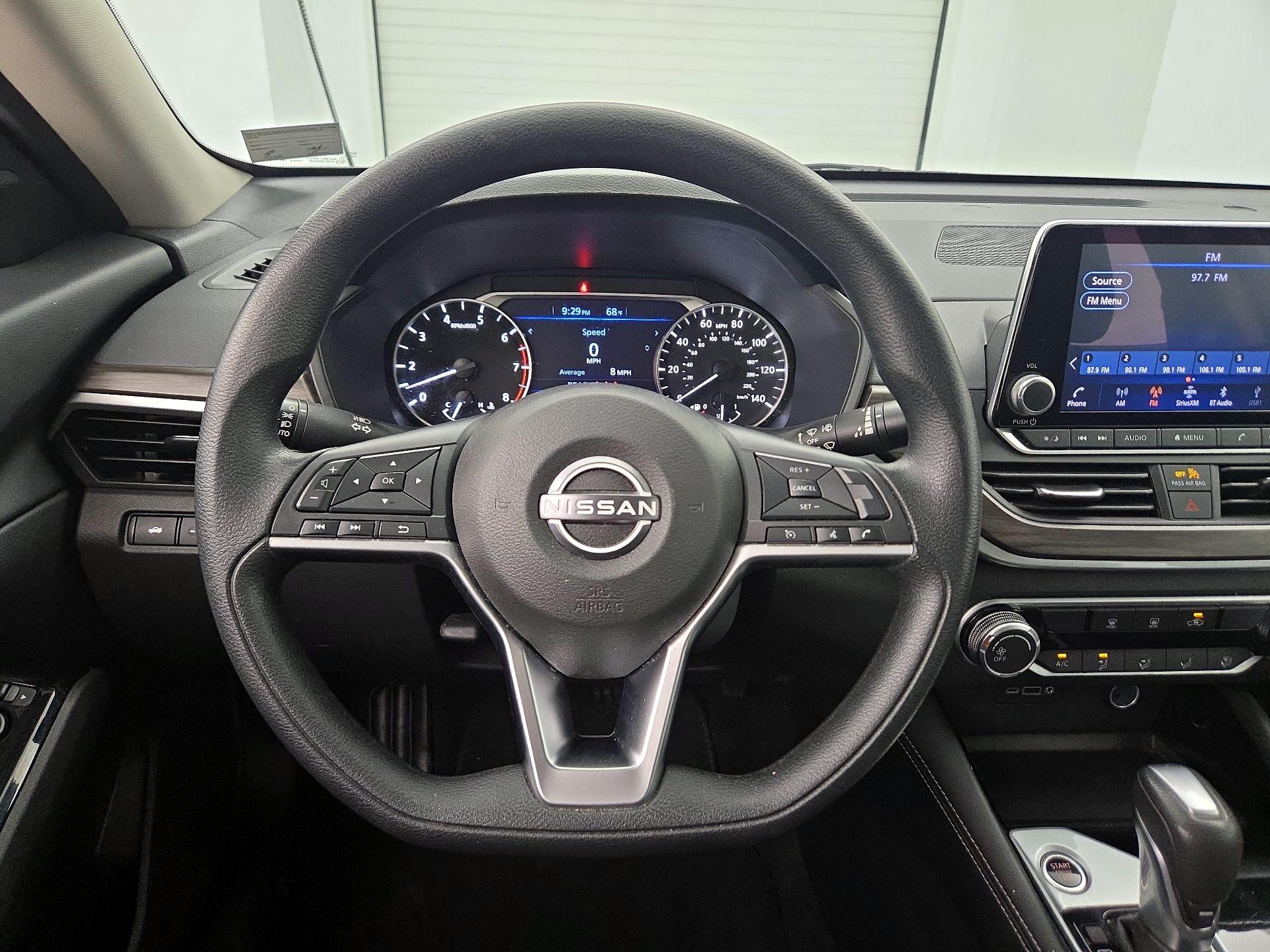 Thumbnail: 2023 Nissan Altima - 10