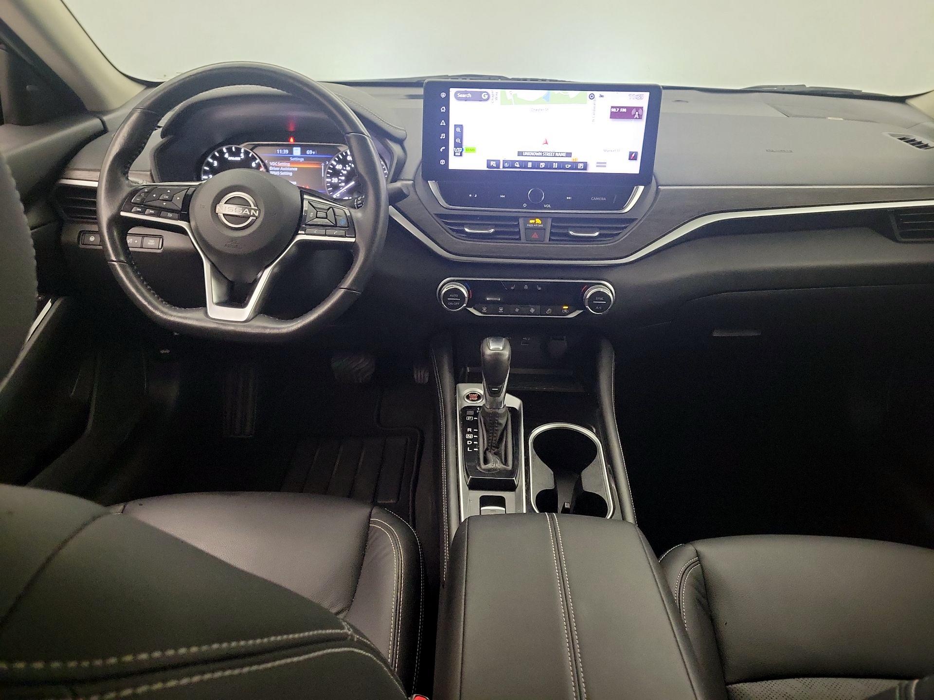 Thumbnail: 2023 Nissan Altima - 9