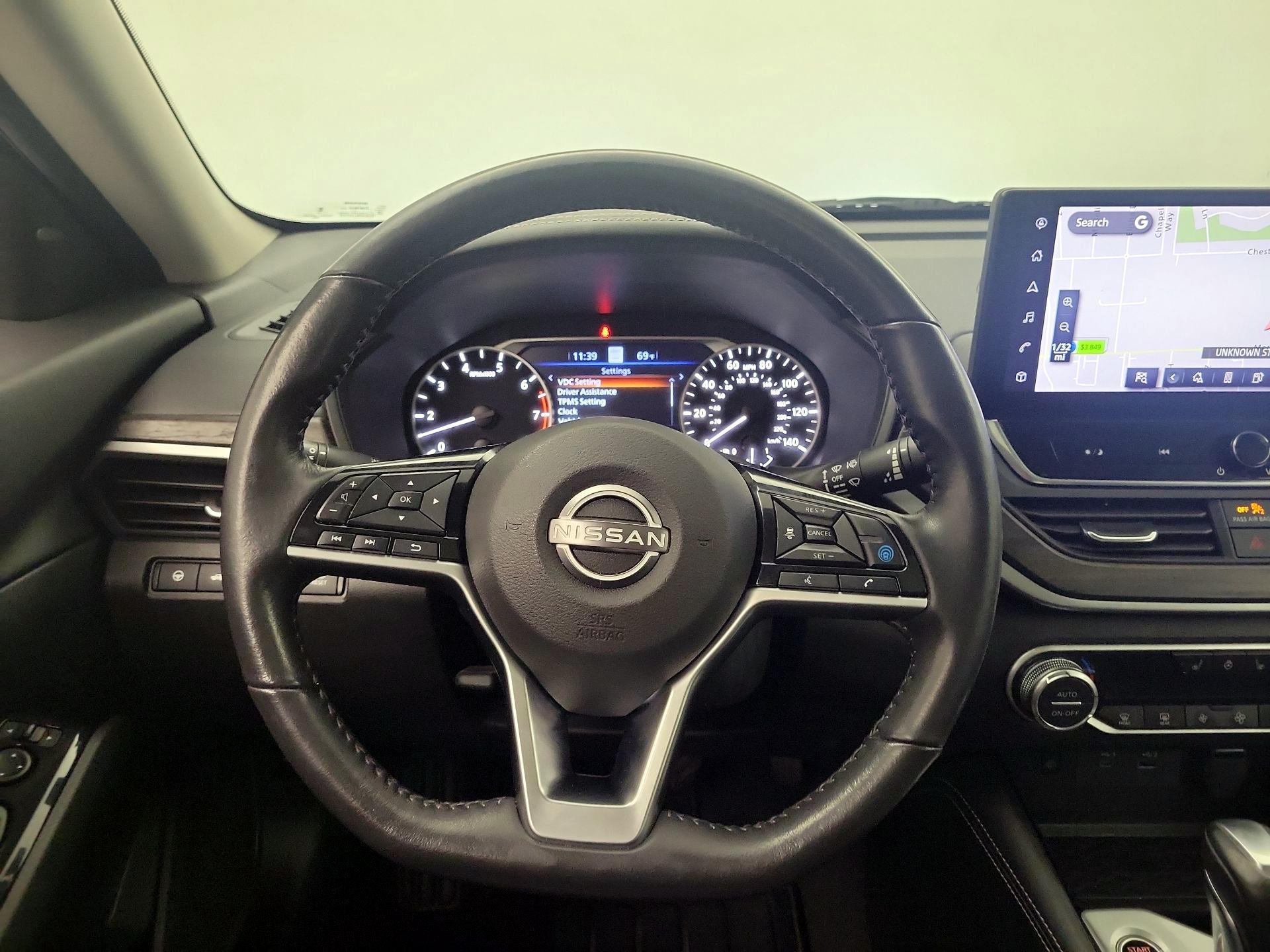 Thumbnail: 2023 Nissan Altima - 10