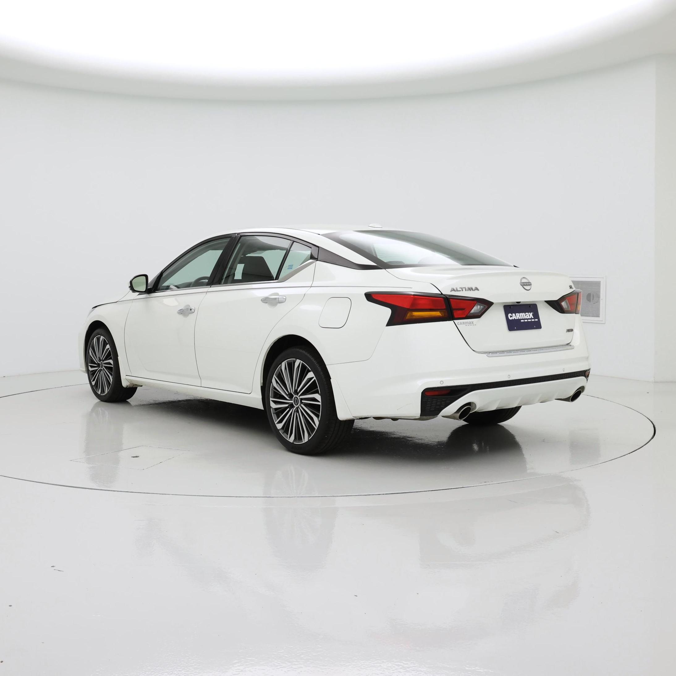 Thumbnail: 2023 Nissan Altima - 2