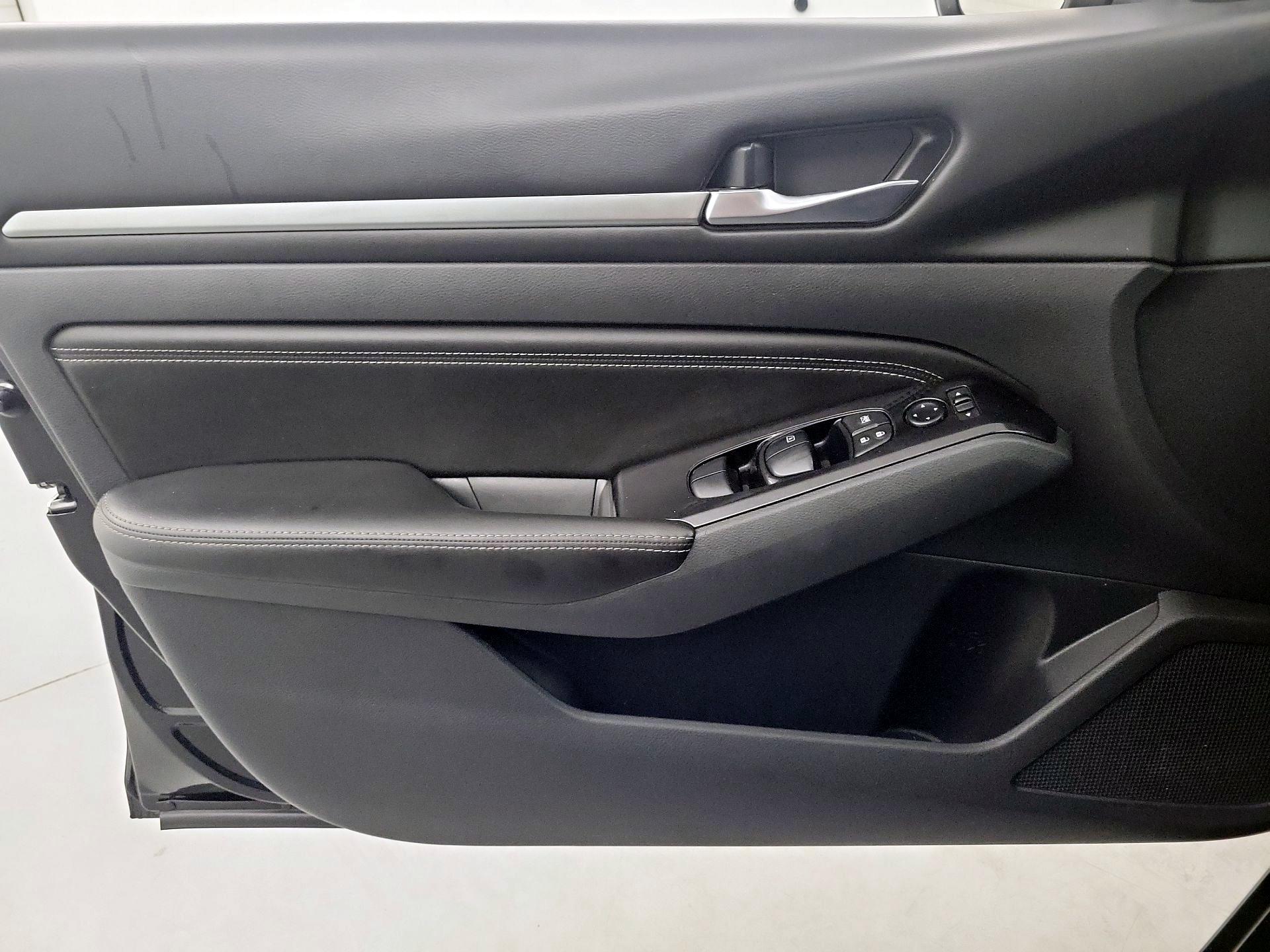 Thumbnail: 2023 Nissan Altima - 12