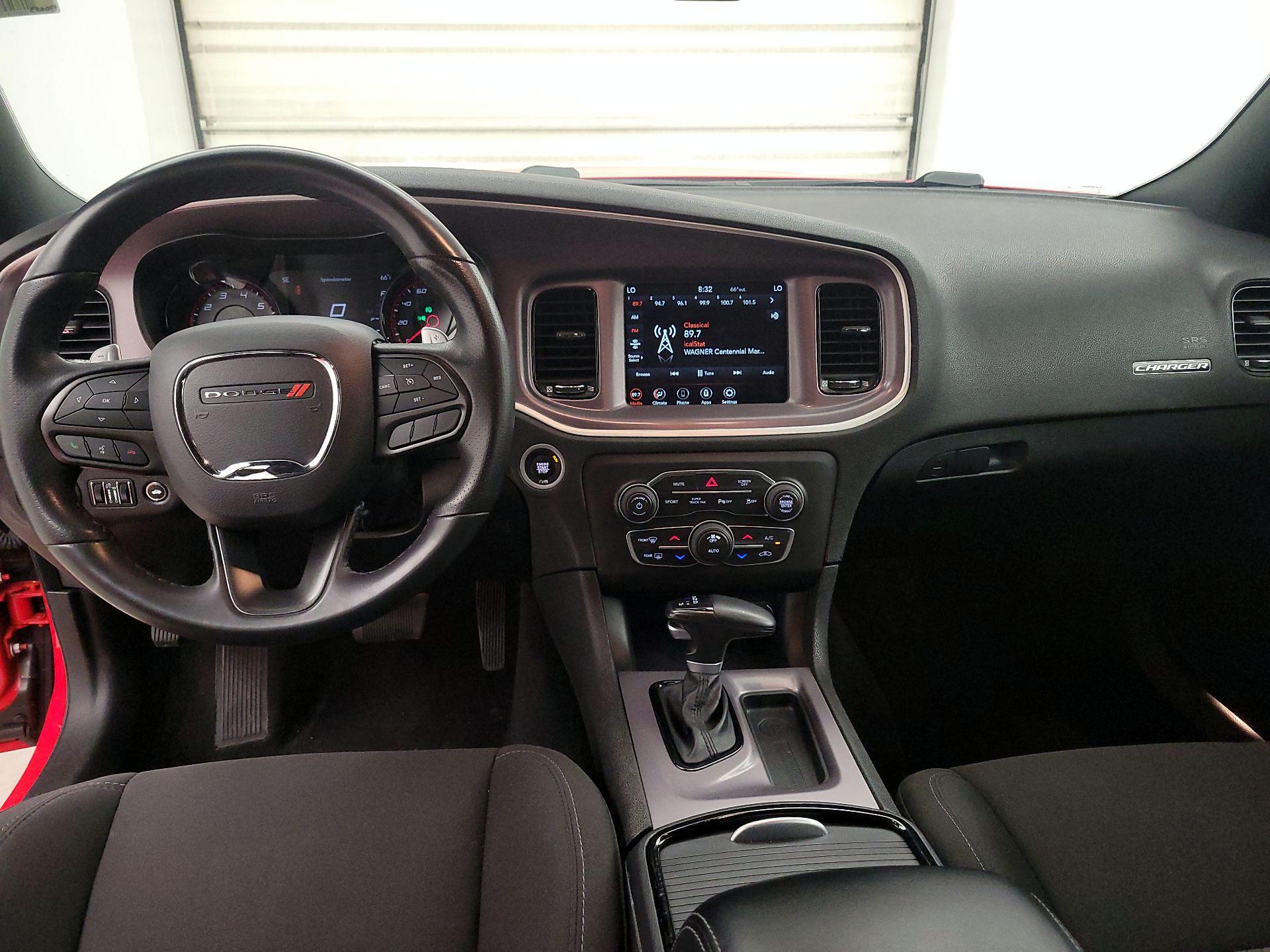 Thumbnail: 2022 Dodge Charger - 9