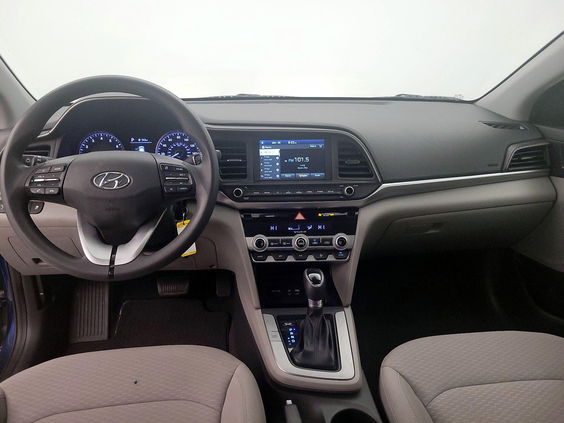 Thumbnail: 2020 Hyundai Elantra - 9