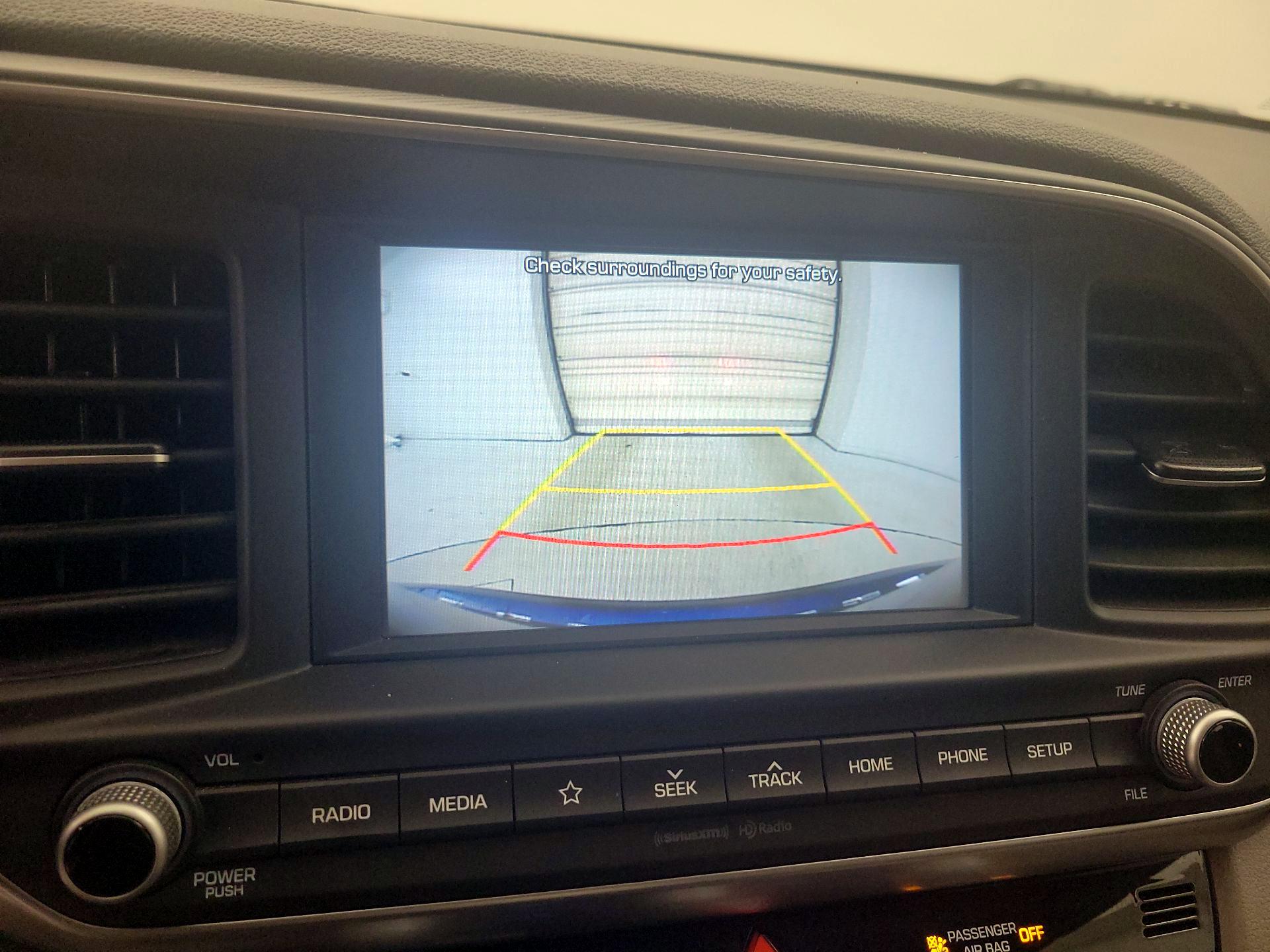 Thumbnail: 2020 Hyundai Elantra - 13